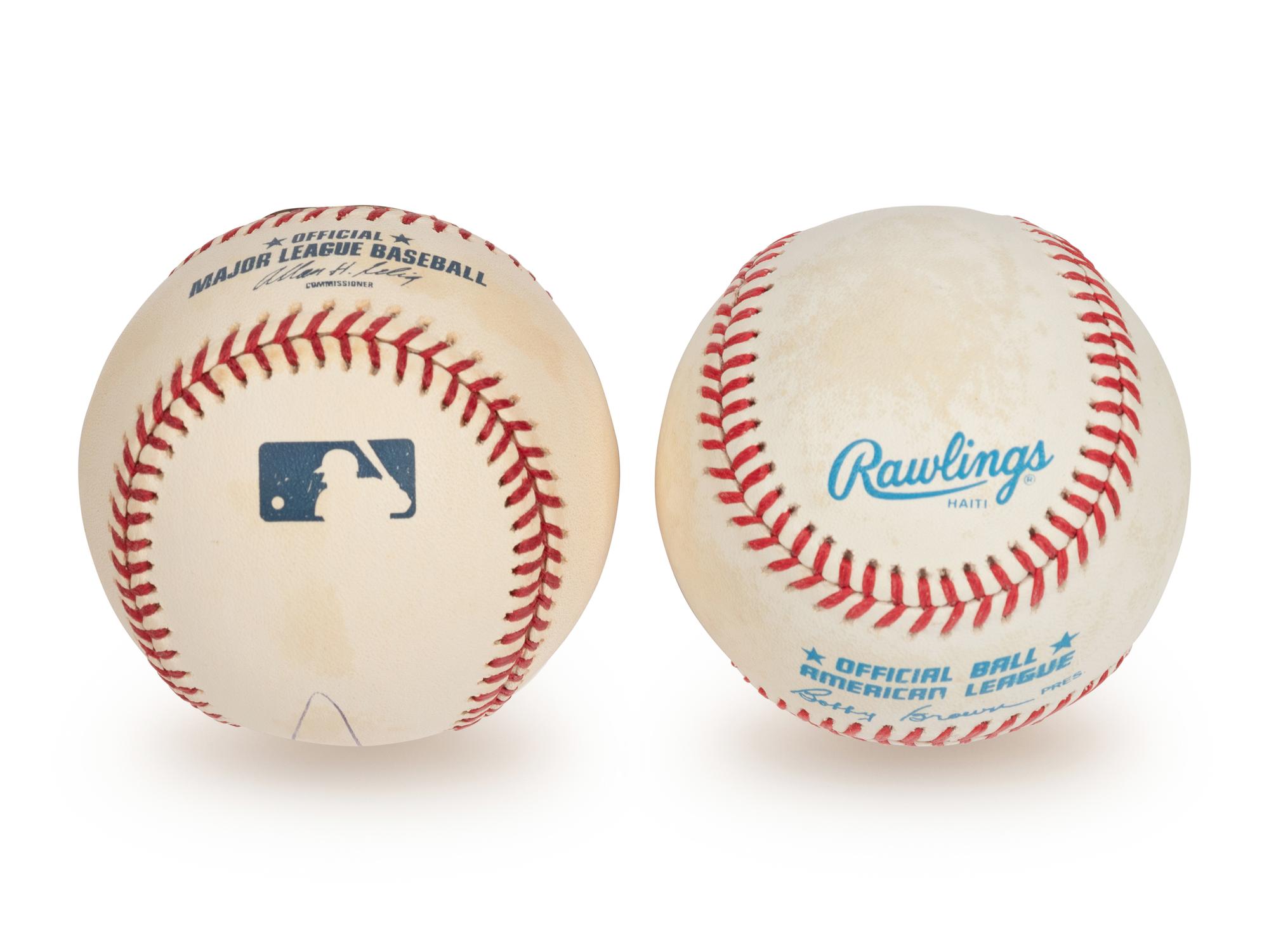 A Group of Mark McGwire and Sammy Sosa Single Signed Autograph Baseballs (Beckett Authentication Services)