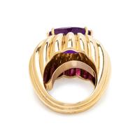 YELLOW GOLD AND AMETHYST RING
