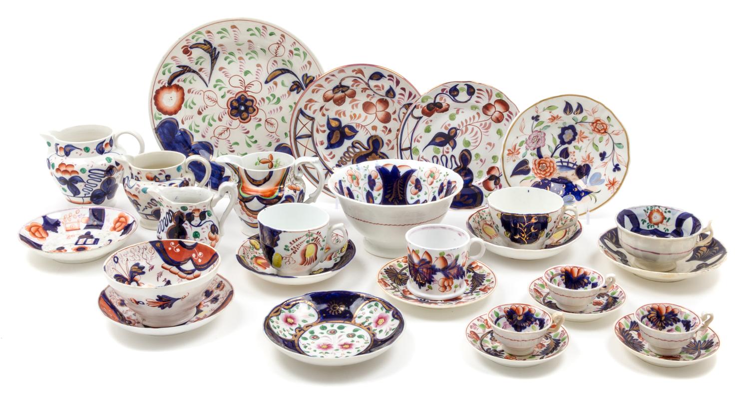 A Collection of English Imari Porcelain Table Articles Diameter of first 9 7/8 inches. — 19TH/20TH CENTURY