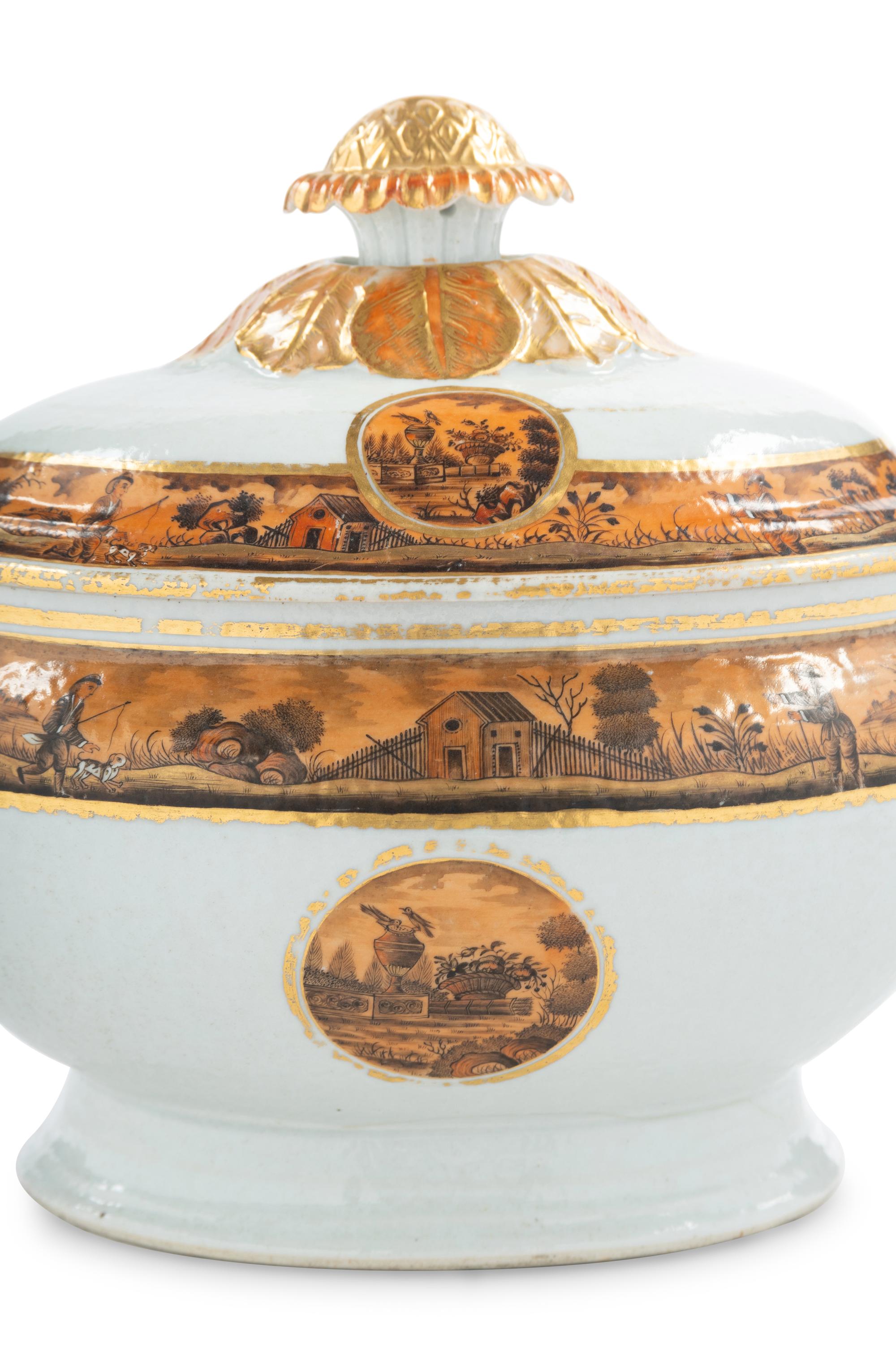 A Chinese Export Porcelain Tureen