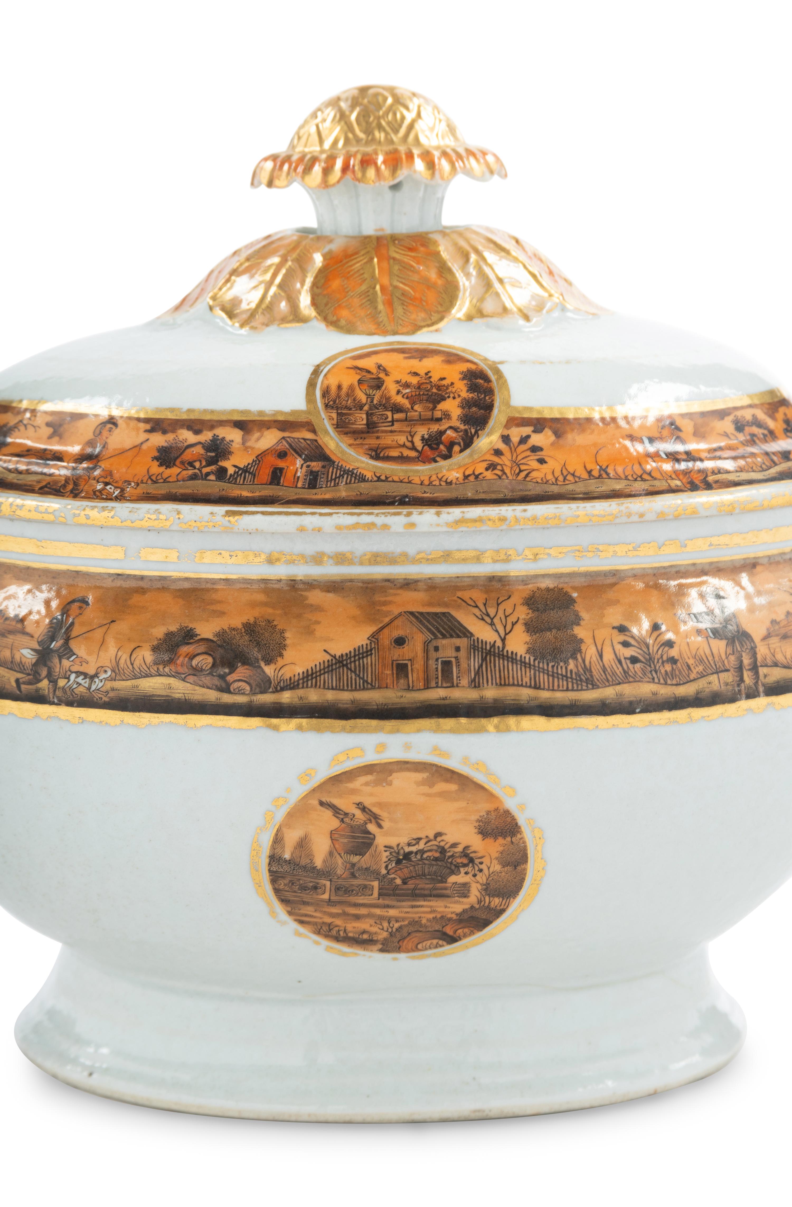 A Chinese Export Porcelain Tureen