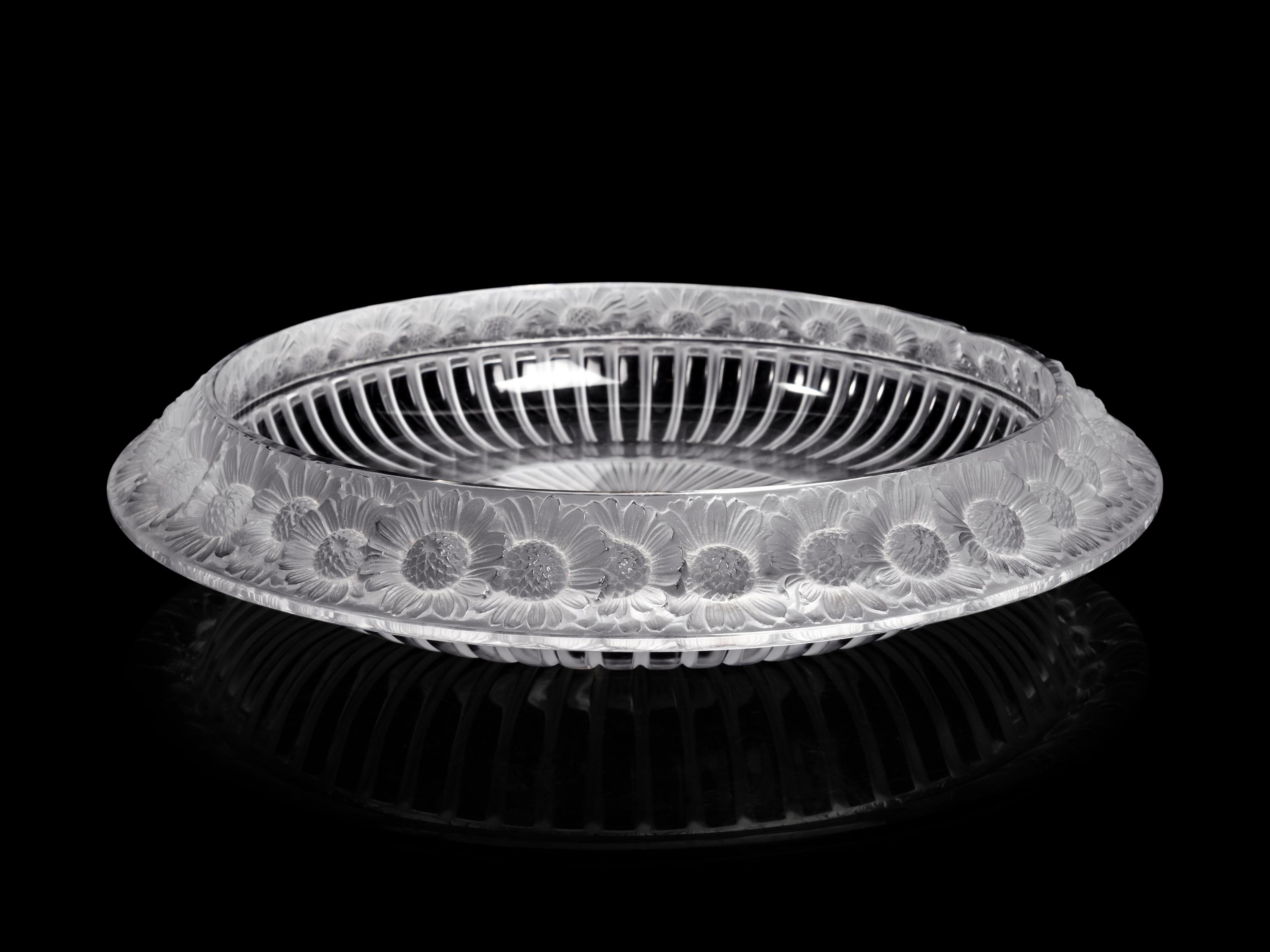 A Lalique Marguerites Bowl
