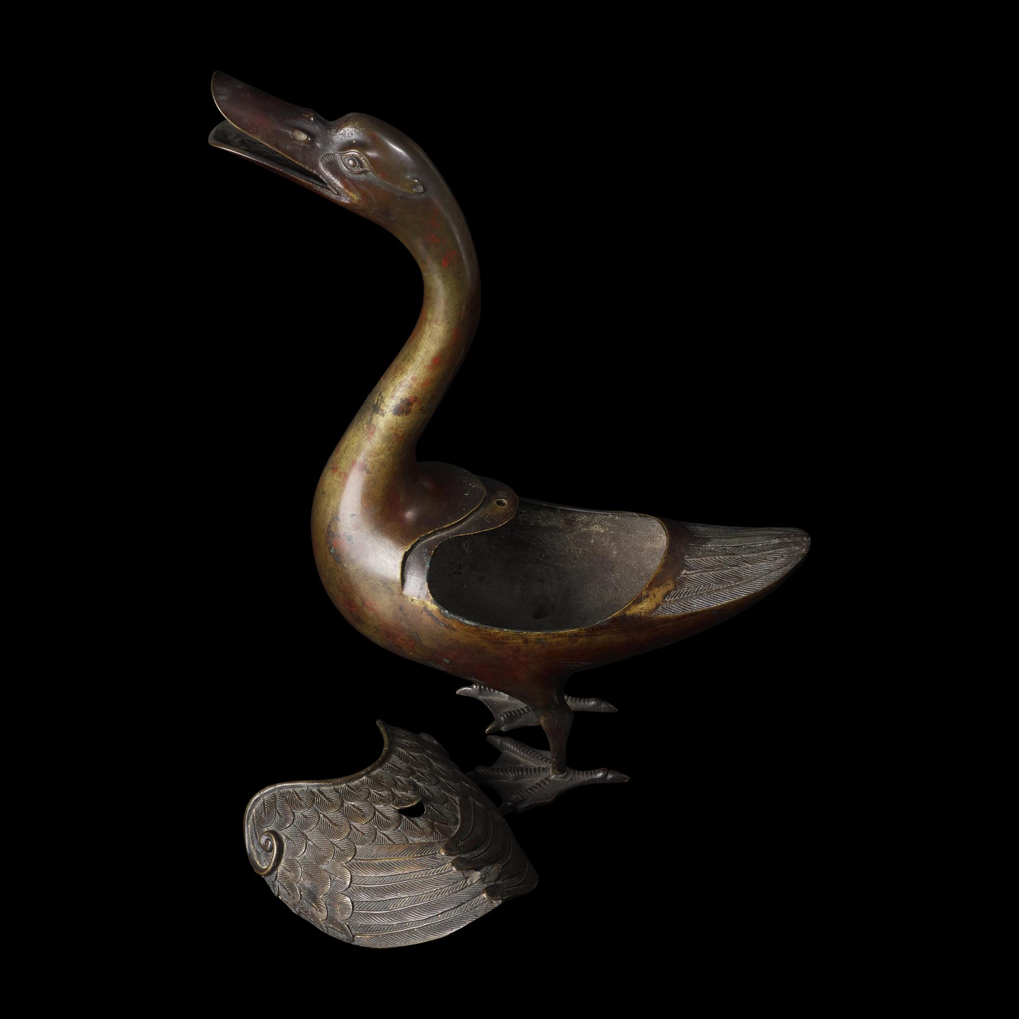 A Patinated Bronze Archaistic "Goose" Covered Censer, 18th/19th Century or Earlier 清中期或更早 仿古銅鳧香薰