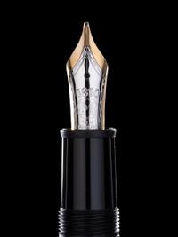Montblanc: Traveller Meisterstuck Fountain Pen with Leather Travel Case
