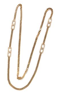 A 14 Karat Yellow Gold and Diamond Necklace, 45.00 dwts.