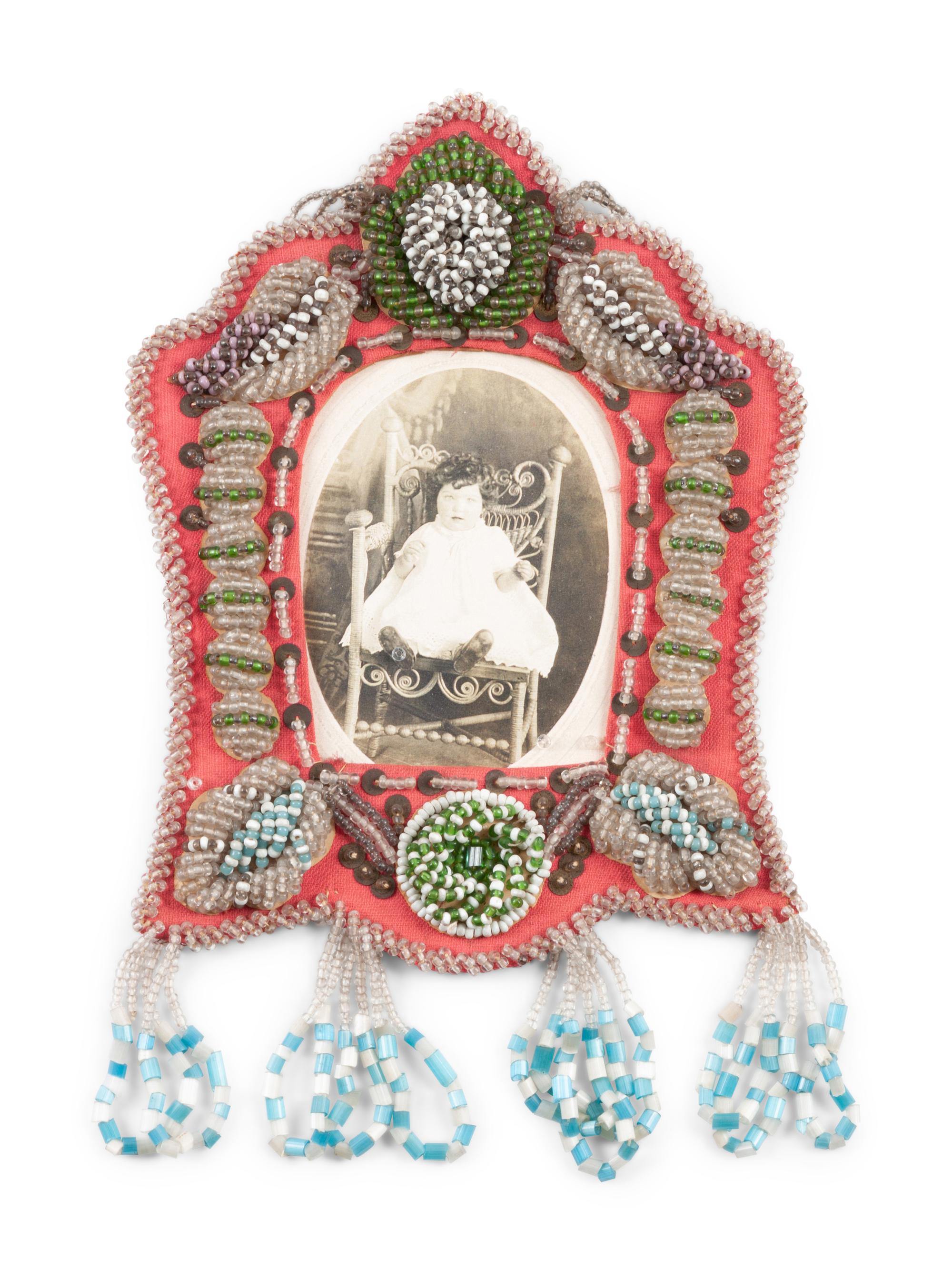 Haudenosaunee Beaded Whimseys, Frames and Horse Shoes