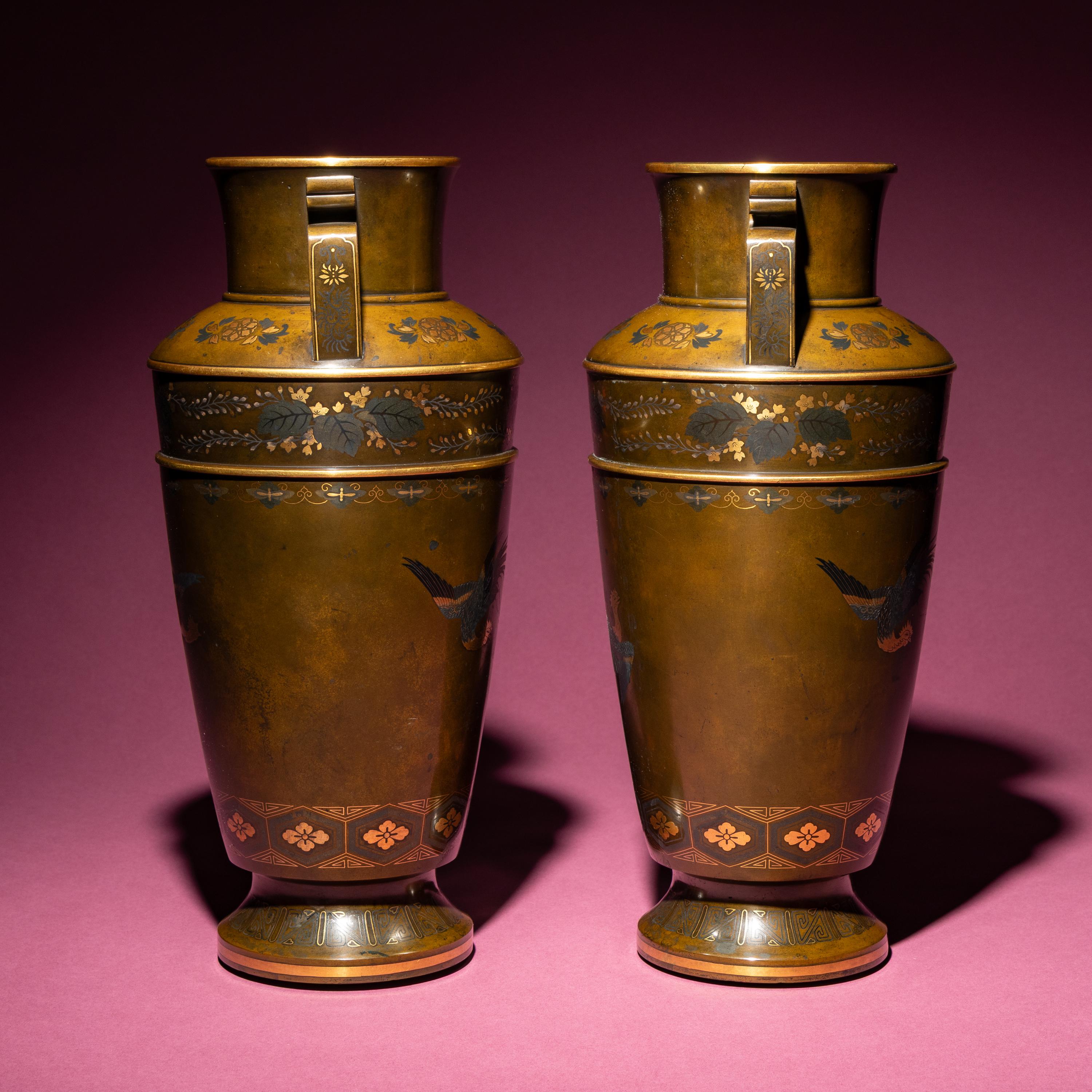 A Pair of Japanese Bronze and Mixed Metal Vases, 20th Century — 近代 日本金工鳳紋賞瓶一對