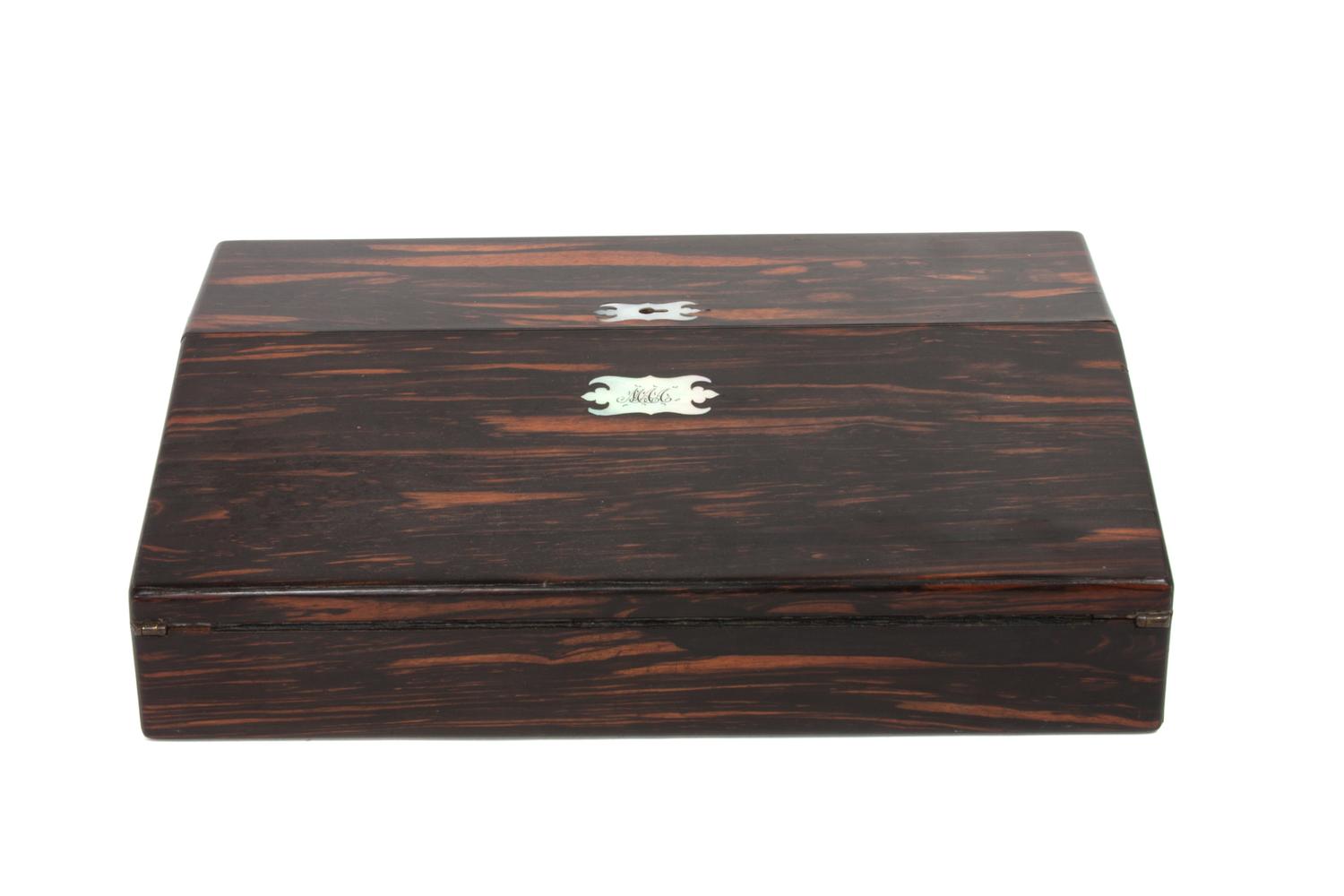 A Regency Calamander Lap Desk Height 3 1/2 x width 14 x depth 9 3/4 inches. — 19TH CENTURY