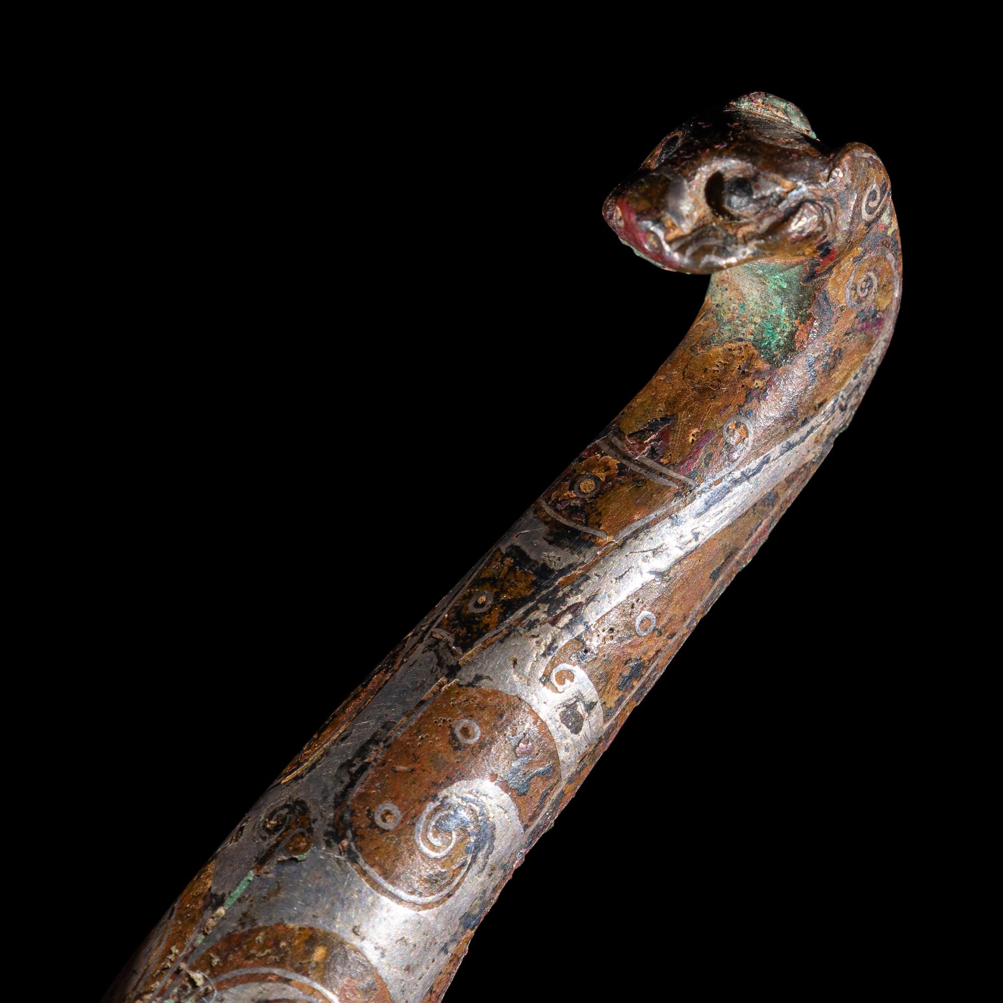 Two Chinese Silver Inlaid Bronze 'Tiger' Belt Hooks, Warring States Period-Qin Dynasty 戰國-秦 虎首錯金銀帶 鉤 兩件