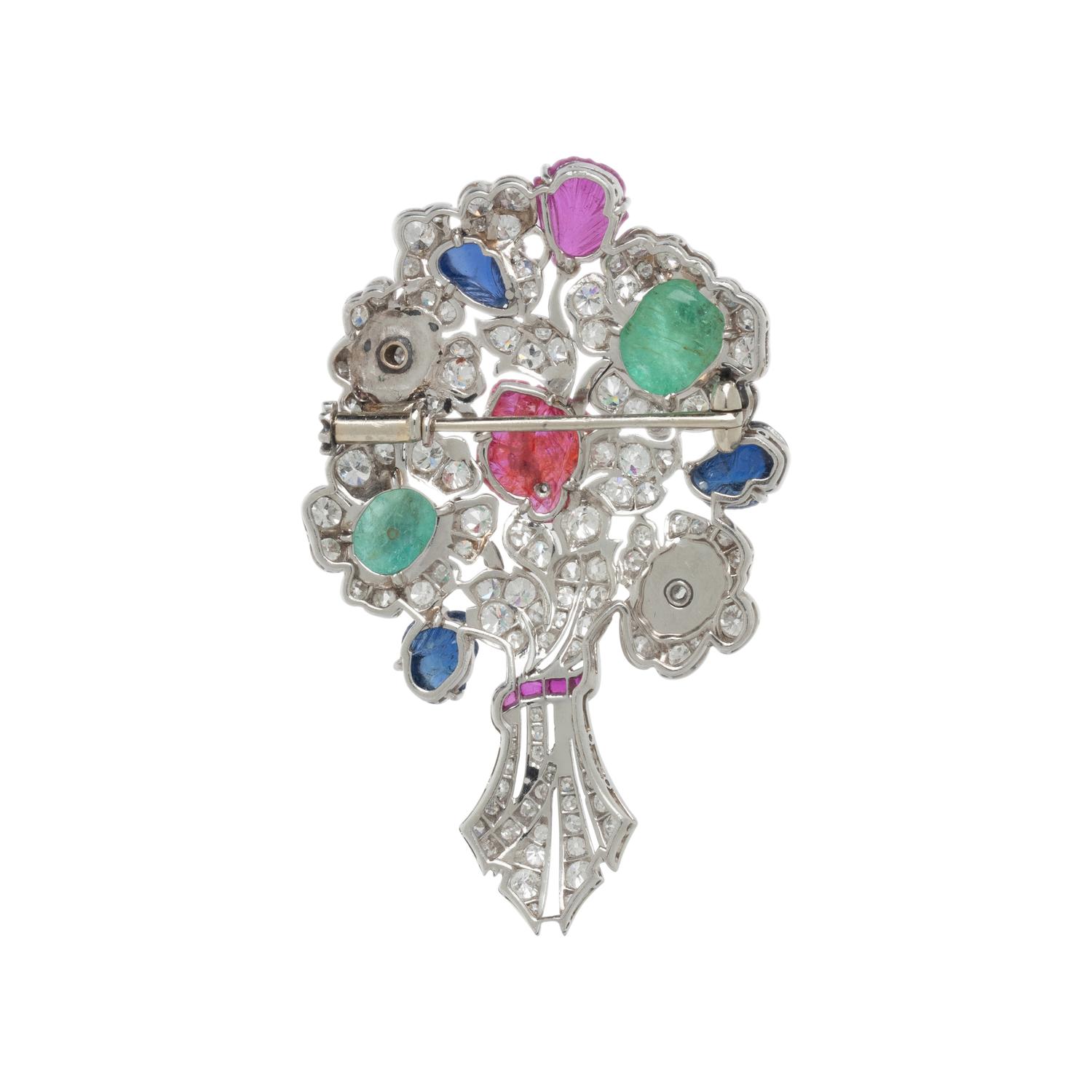 DIAMOND AND CARVED MULTIGEM BOUQUET BROOCH