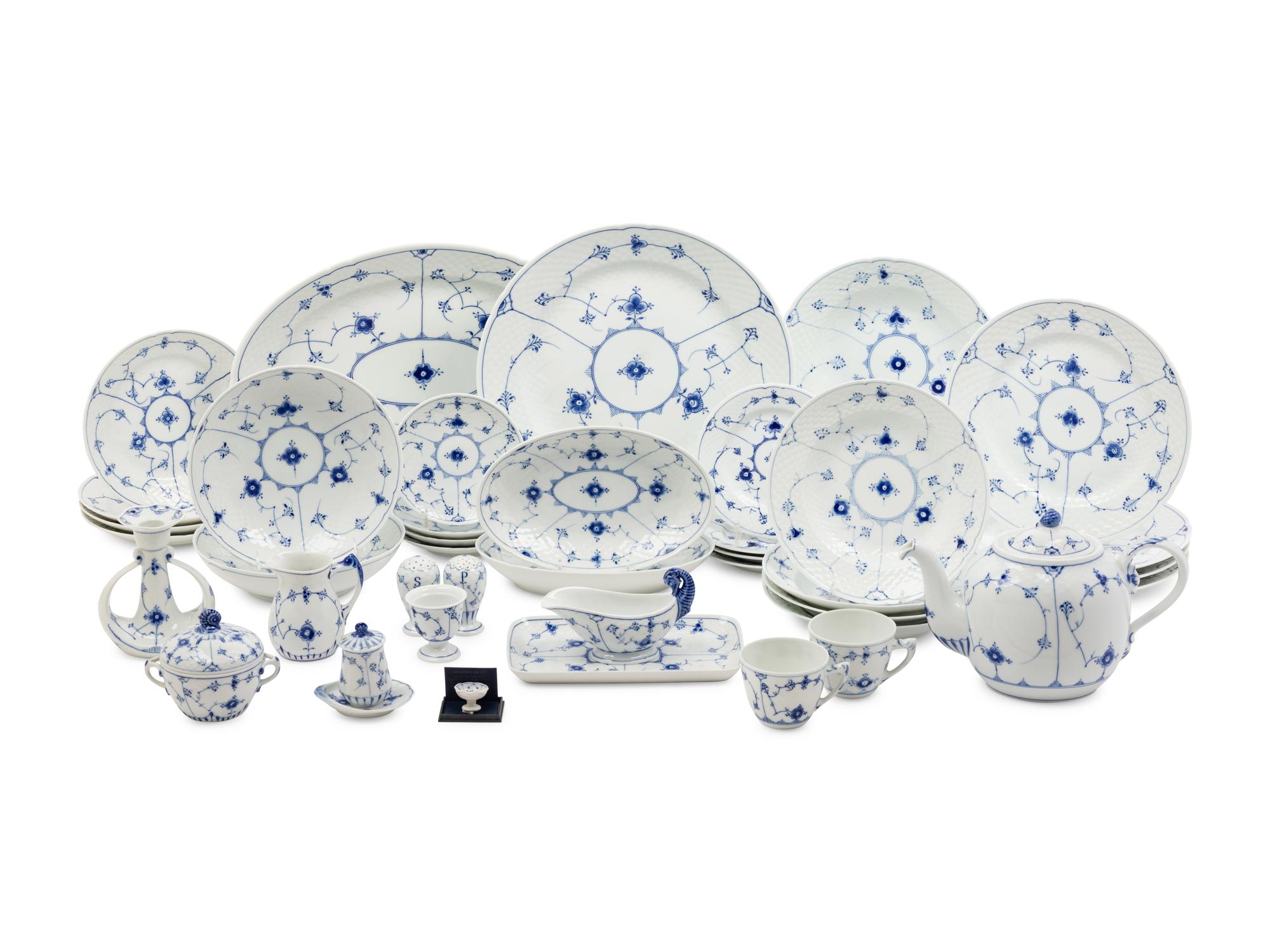 A Bing & Grondahl Porcelain Dinner Service