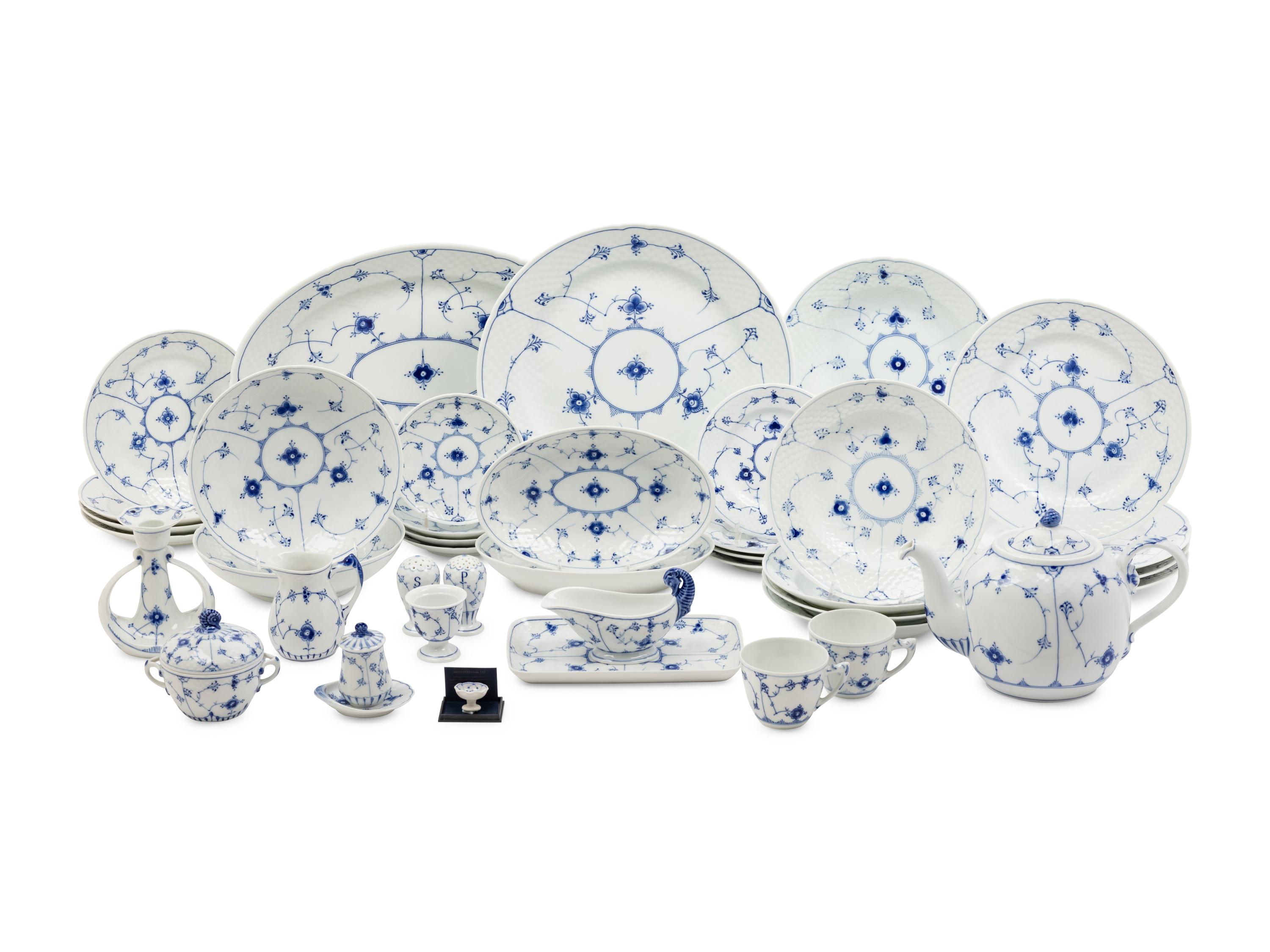 A Bing & Grondahl Porcelain Dinner Service