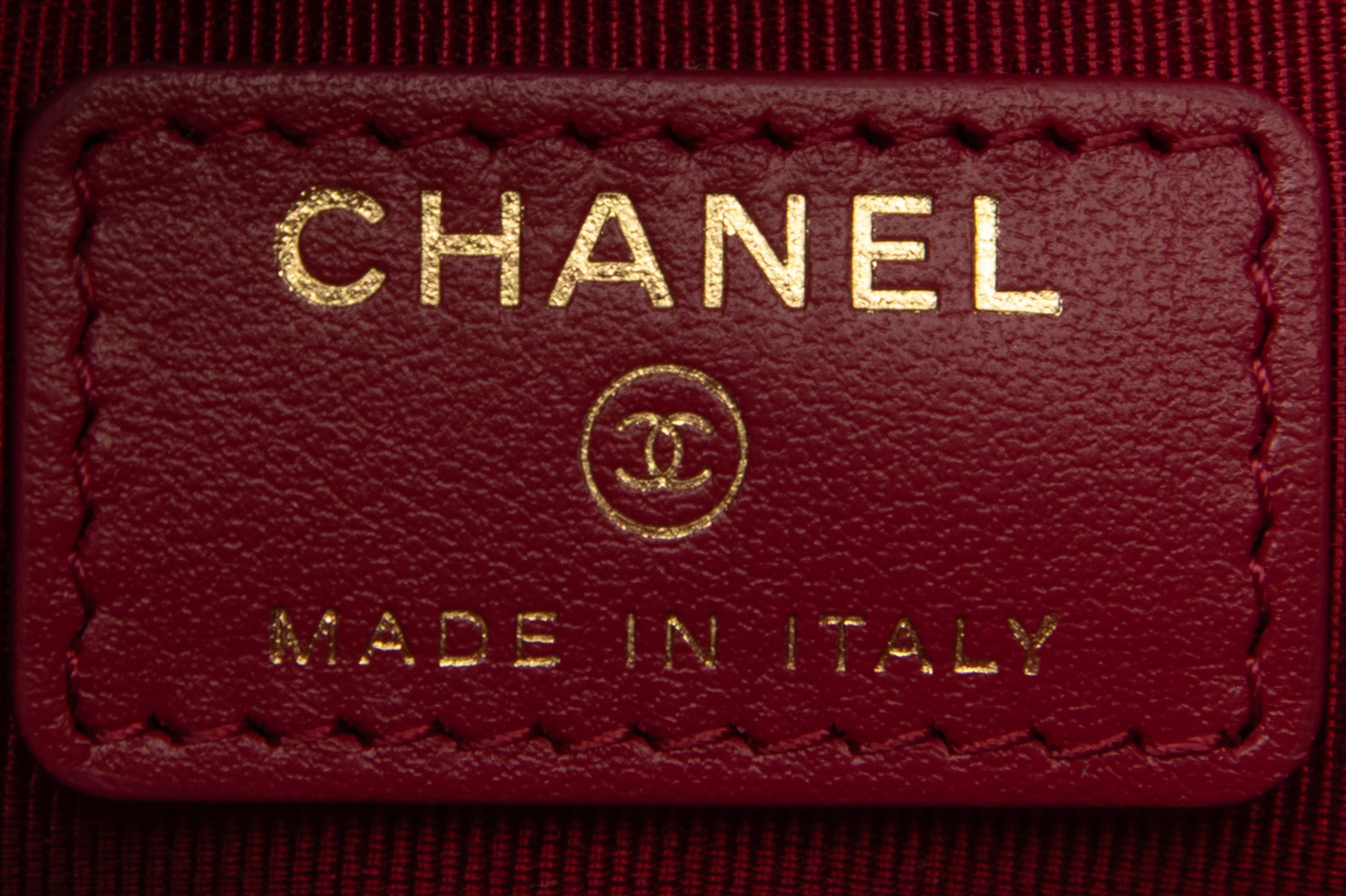 Chanel CC Clutch in Black Lambskin, 2019