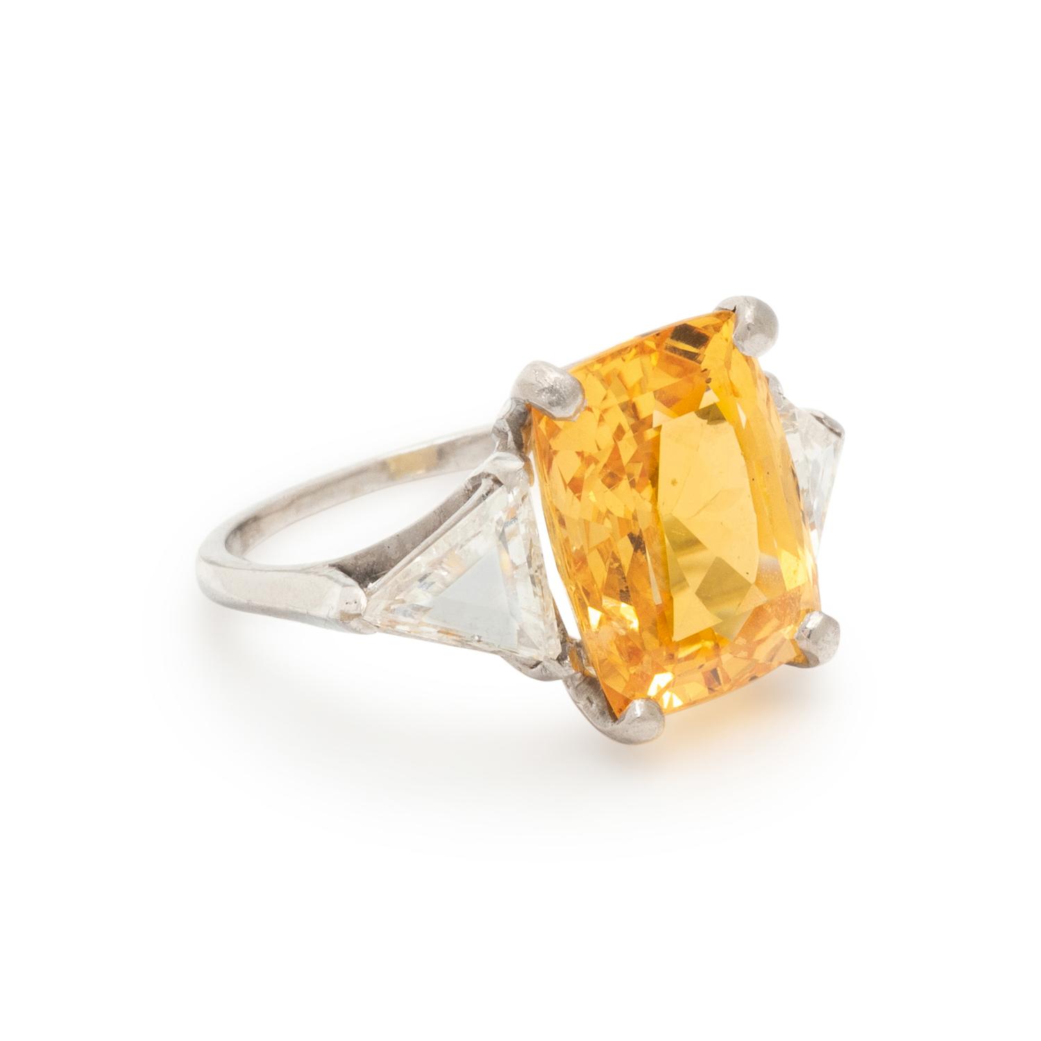 YELLOW SAPPHIRE AND DIAMOND RING