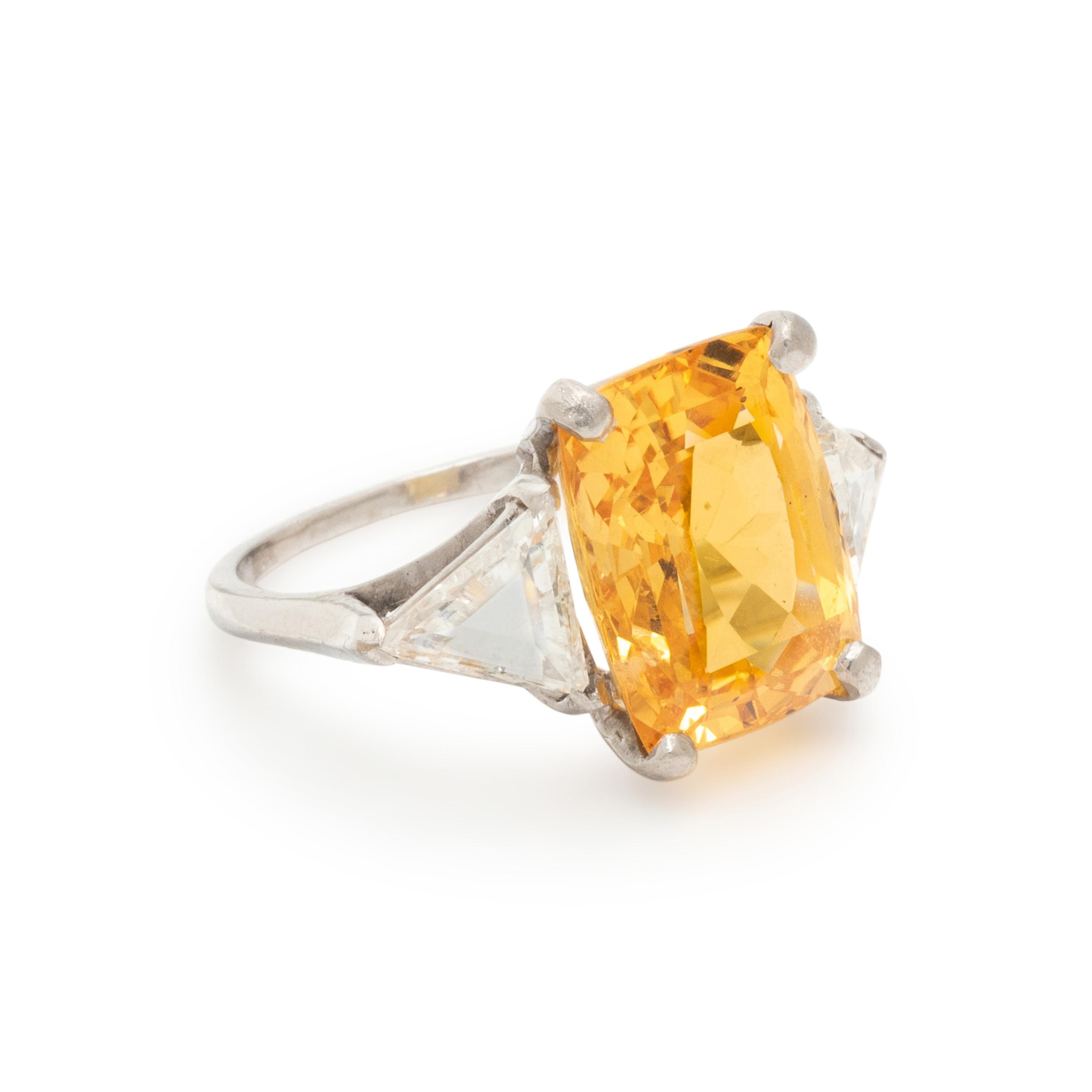 YELLOW SAPPHIRE AND DIAMOND RING