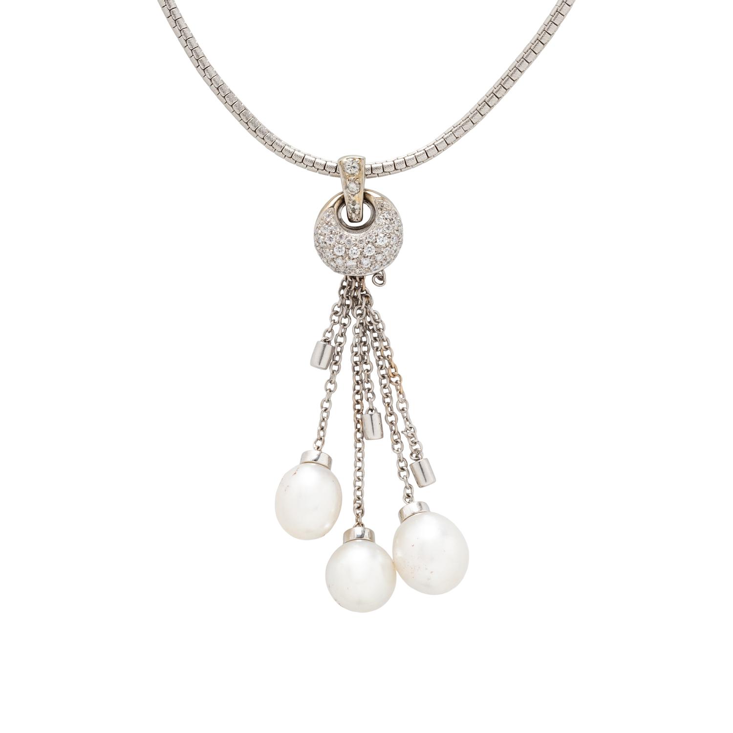 CULTURED SOUTH SEA PEARL AND DIAMOND NECKLACE