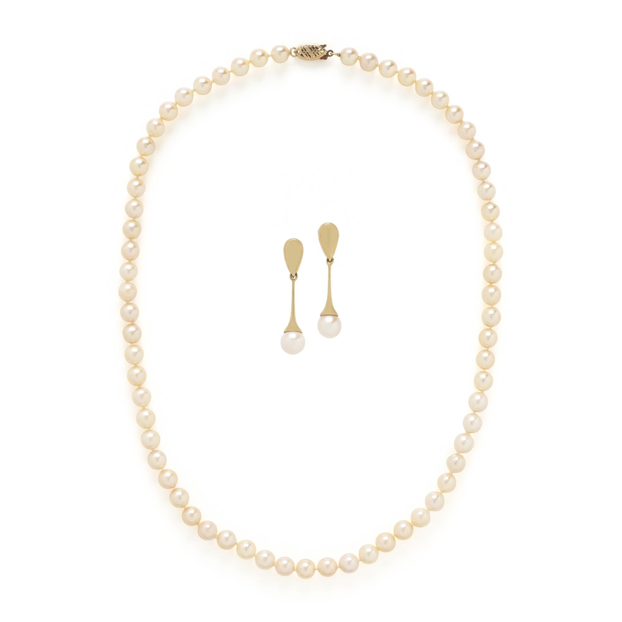 Cultured Pearl Necklace and Earrings