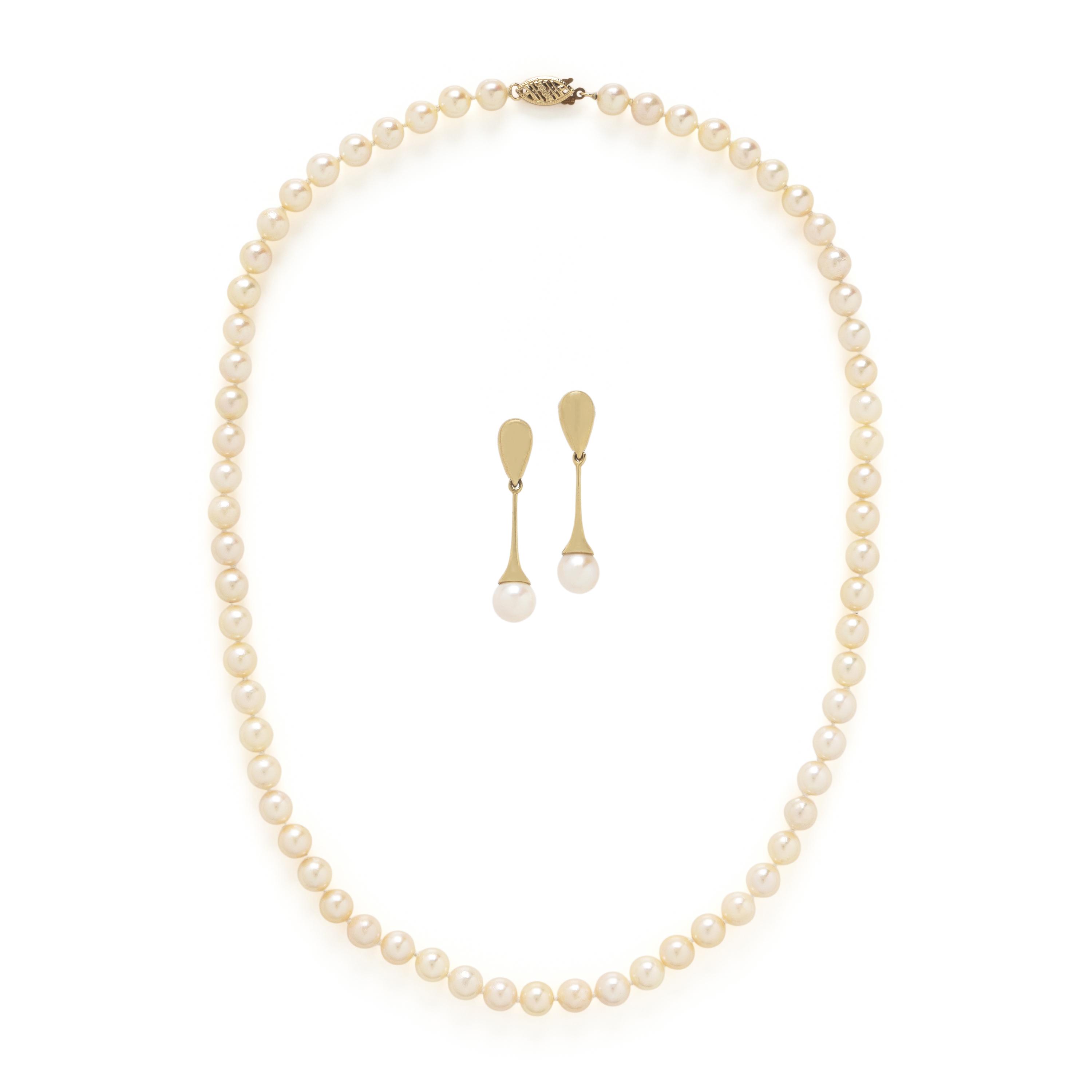 Cultured Pearl Necklace and Earrings