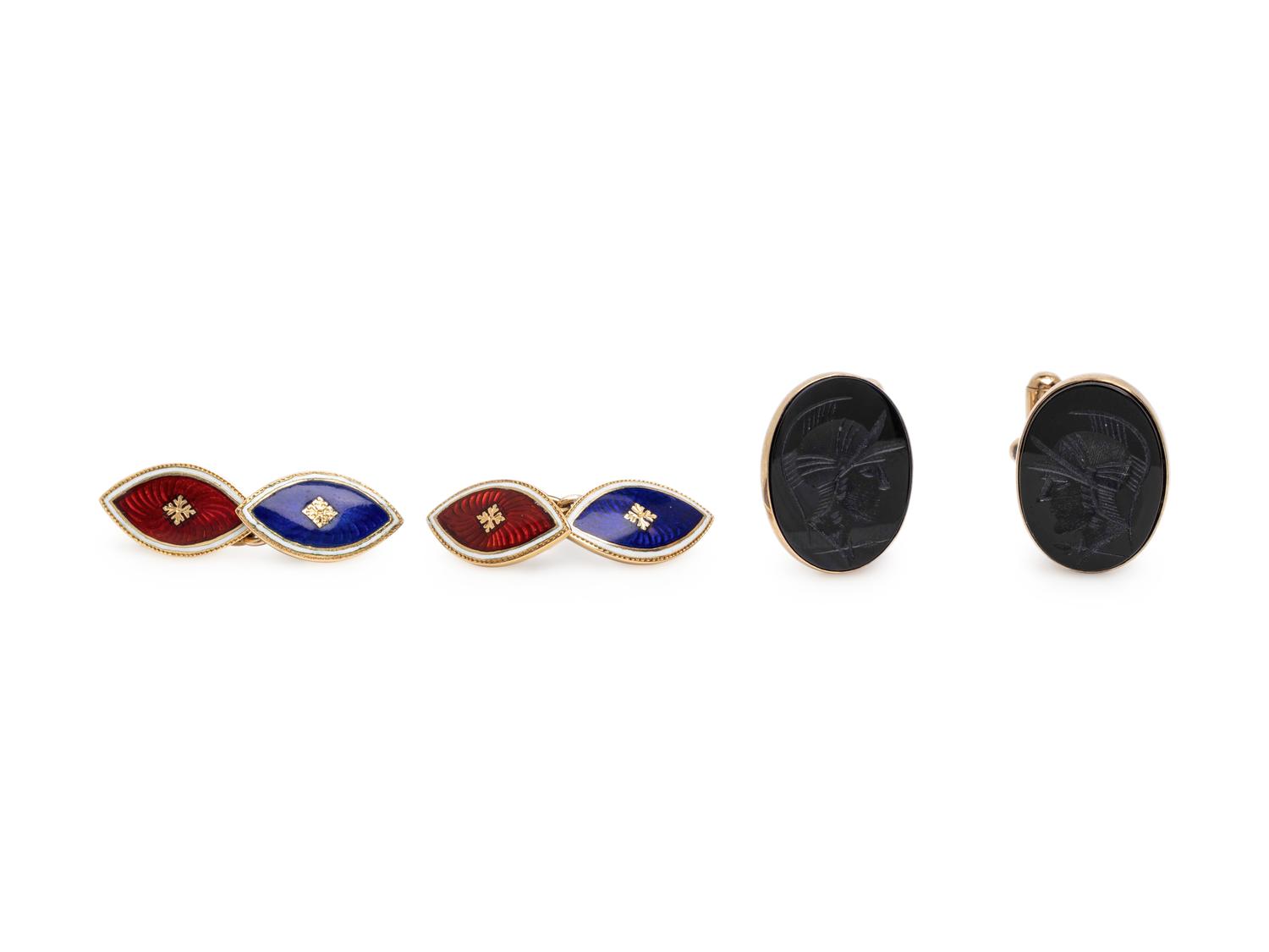 TWO PAIRS OF YELLOW GOLD CUFFLINKS