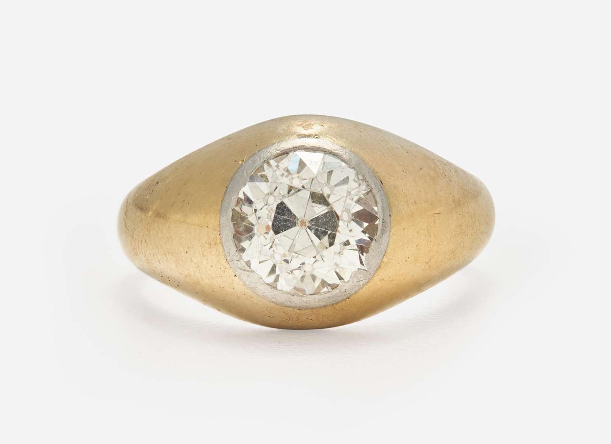A 14K Yellow Gold and Diamond Men's Ring