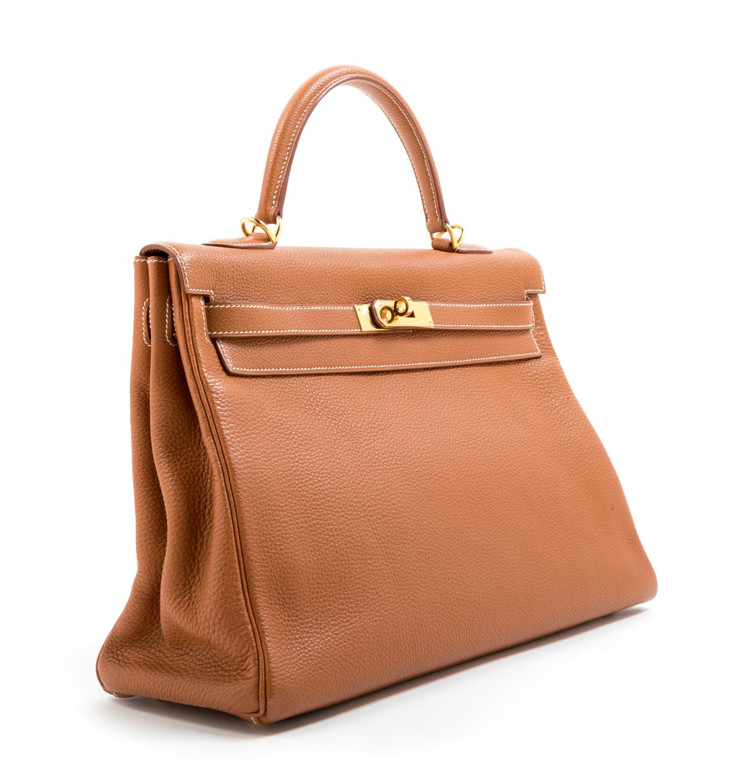 Hermès Gold Retourne 32cm Kelly Handbag, 2000 12.5" L x 5" W x 9.5" H