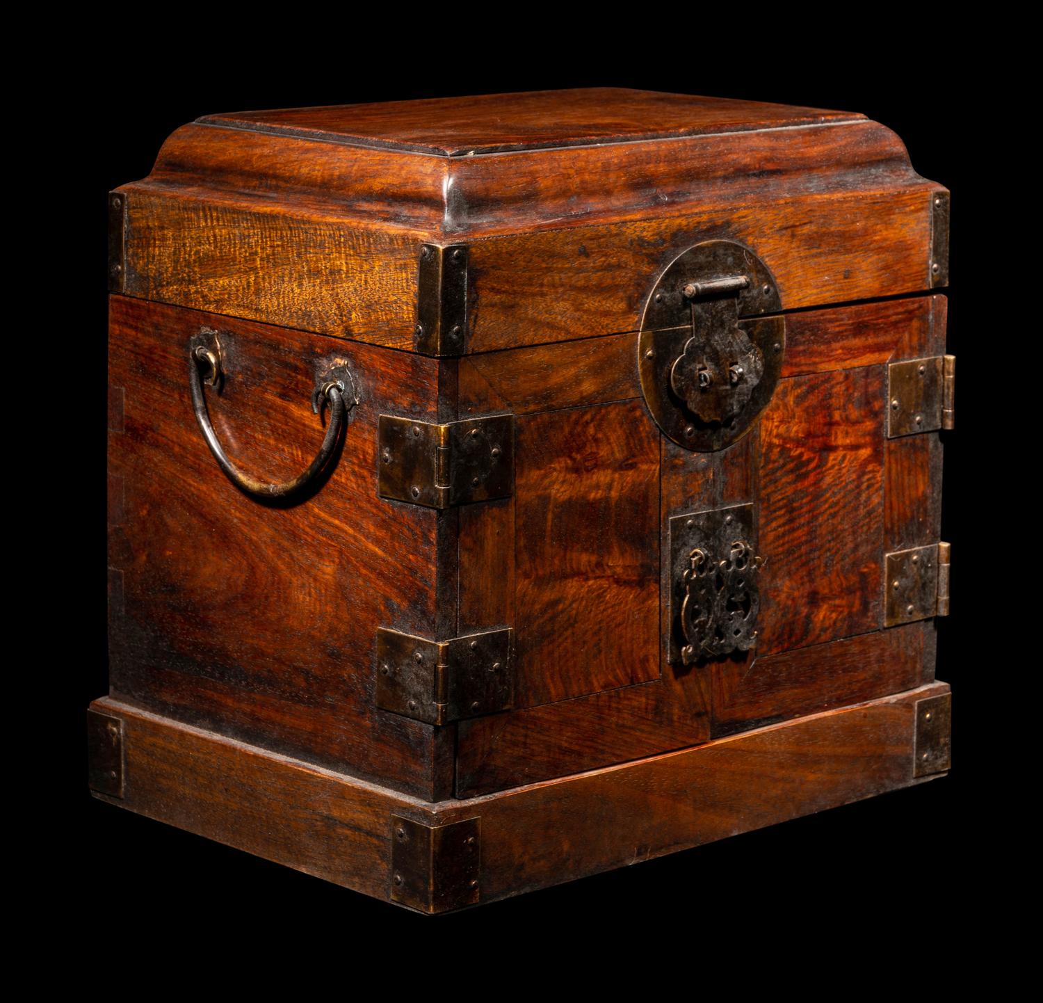 A Huanghuali Seal Chest, Guanpixiang