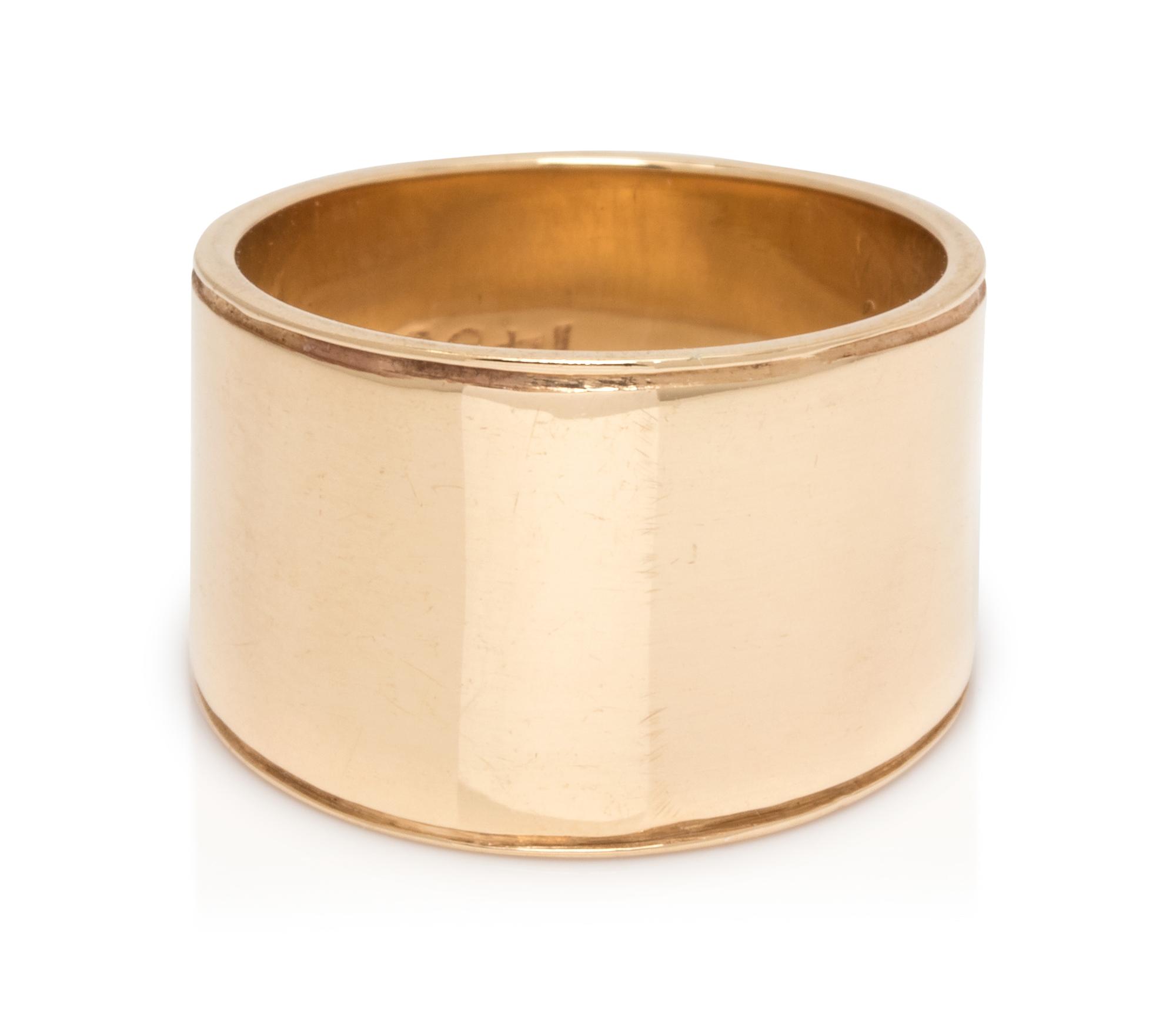 A 14 Karat Yellow Gold Ring,