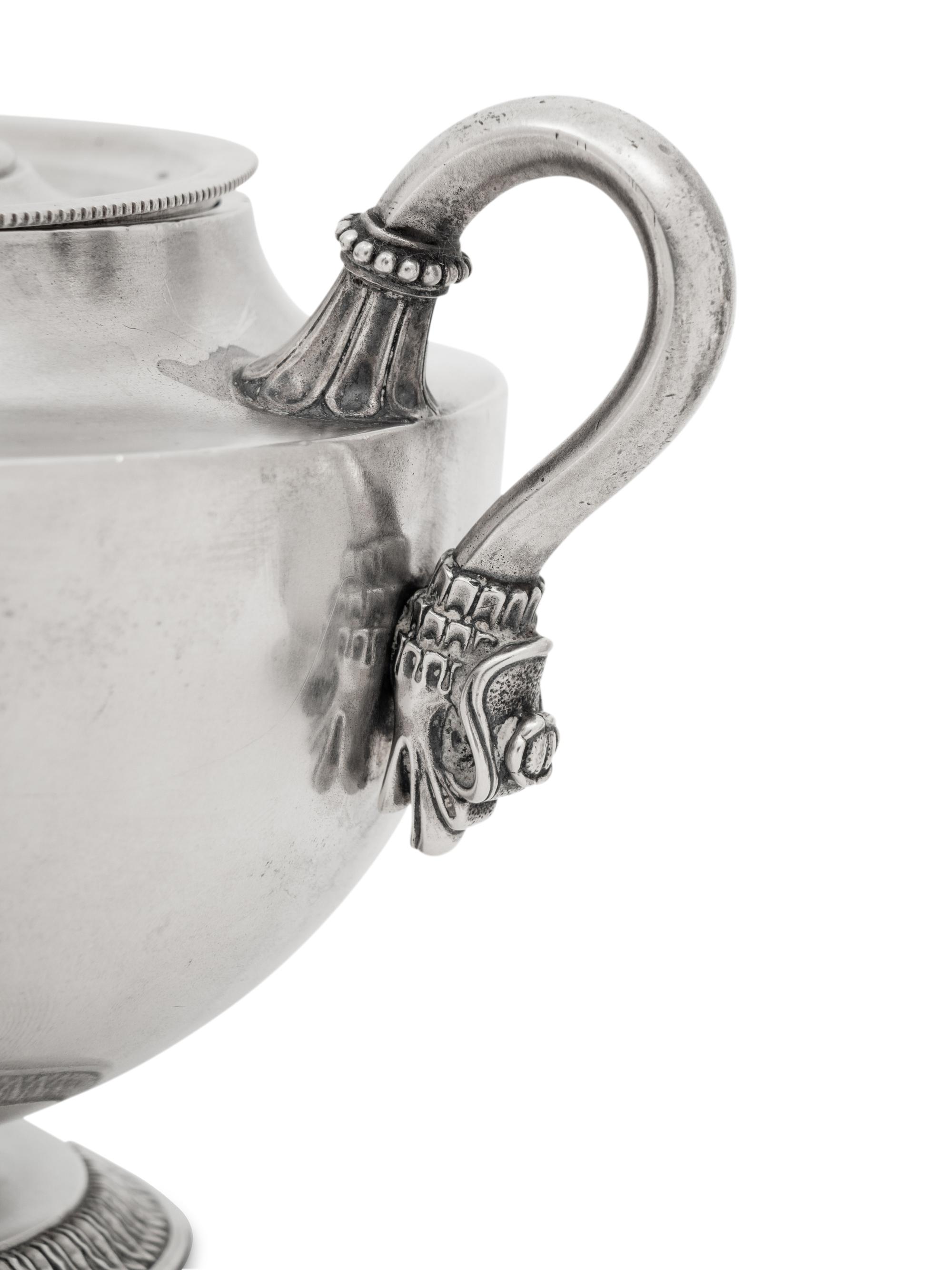 A Fabergé Silver Creamer and Covered Sugar Set