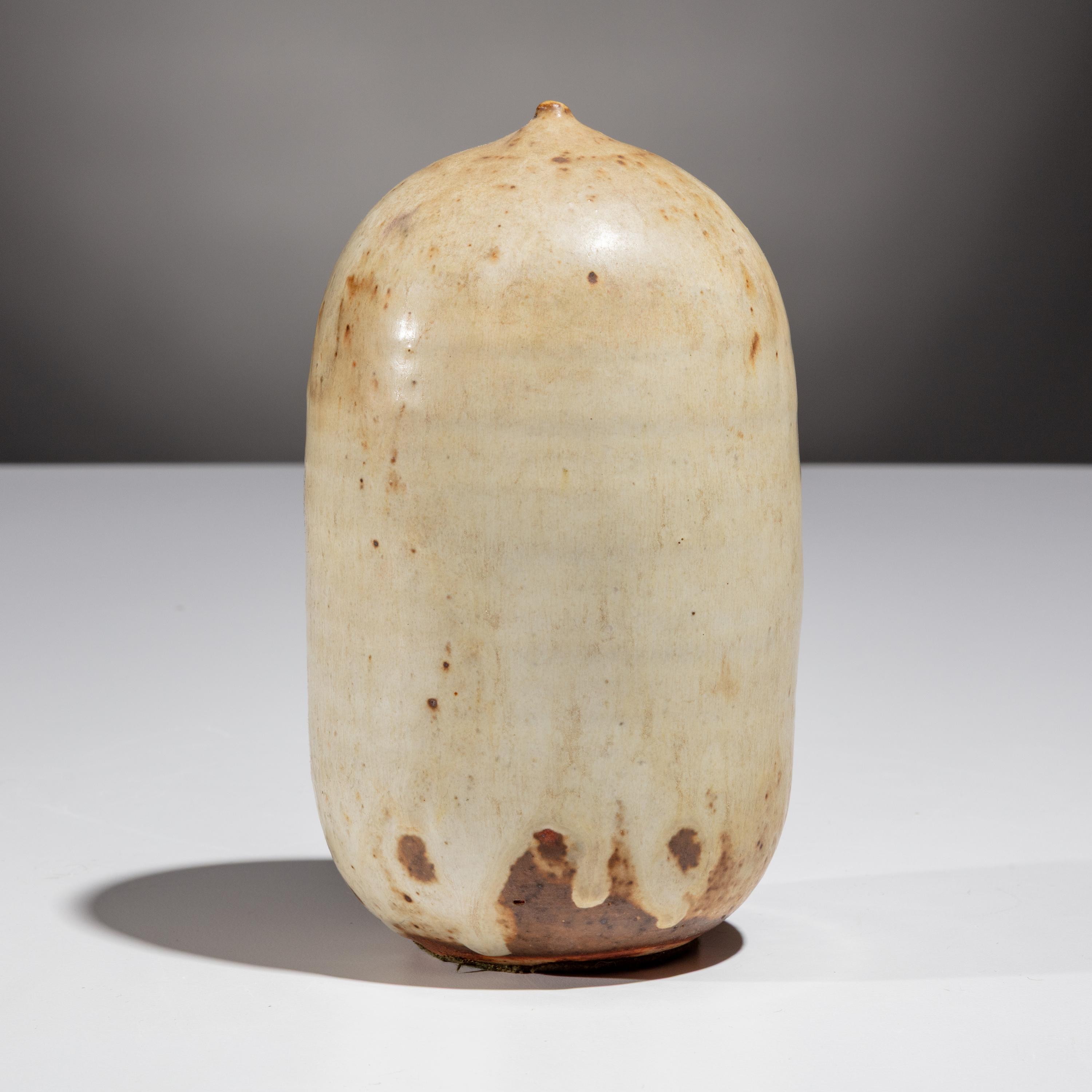 Toshiko Takaezu (American, 1922–2011) — Closed Form