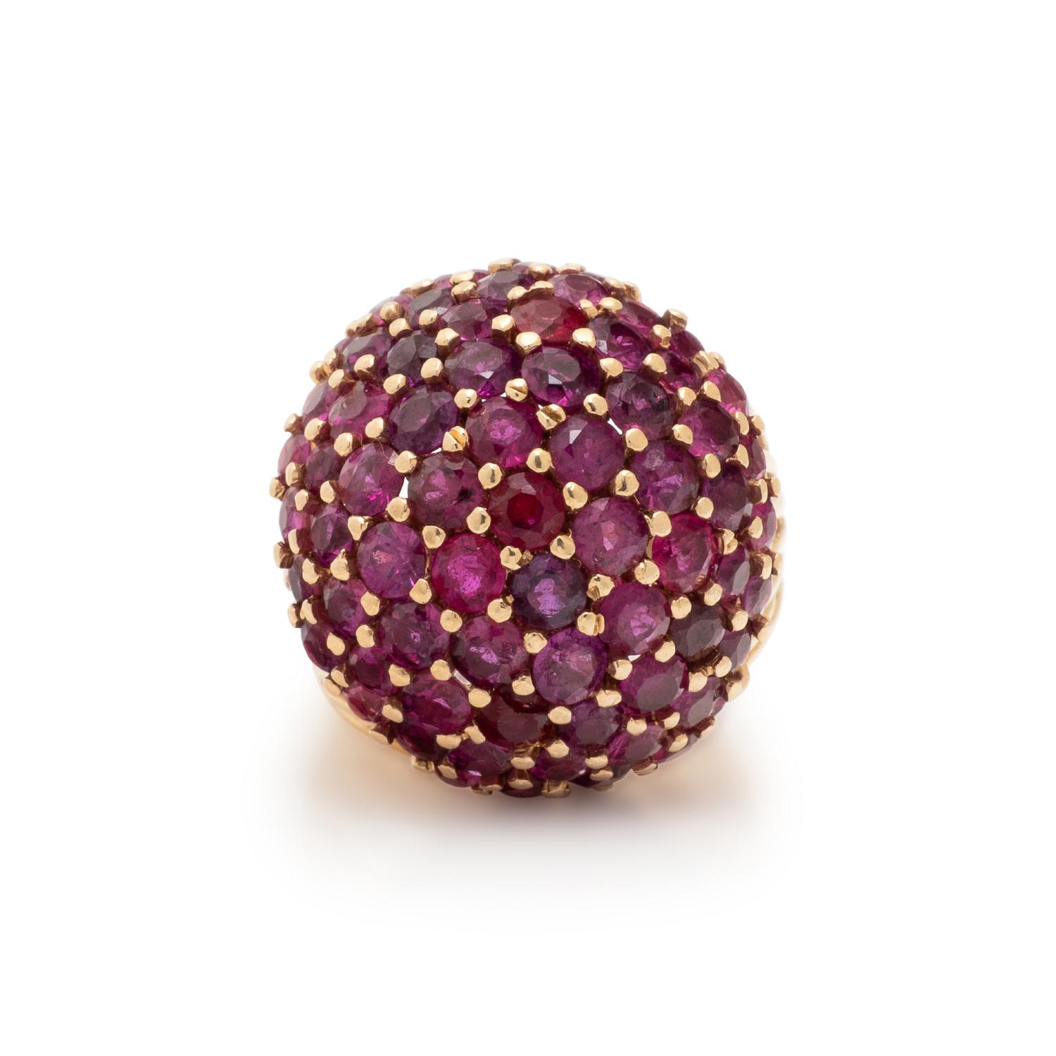 RETRO, RUBY AND YELLOW GOLD BOMBÉ RING