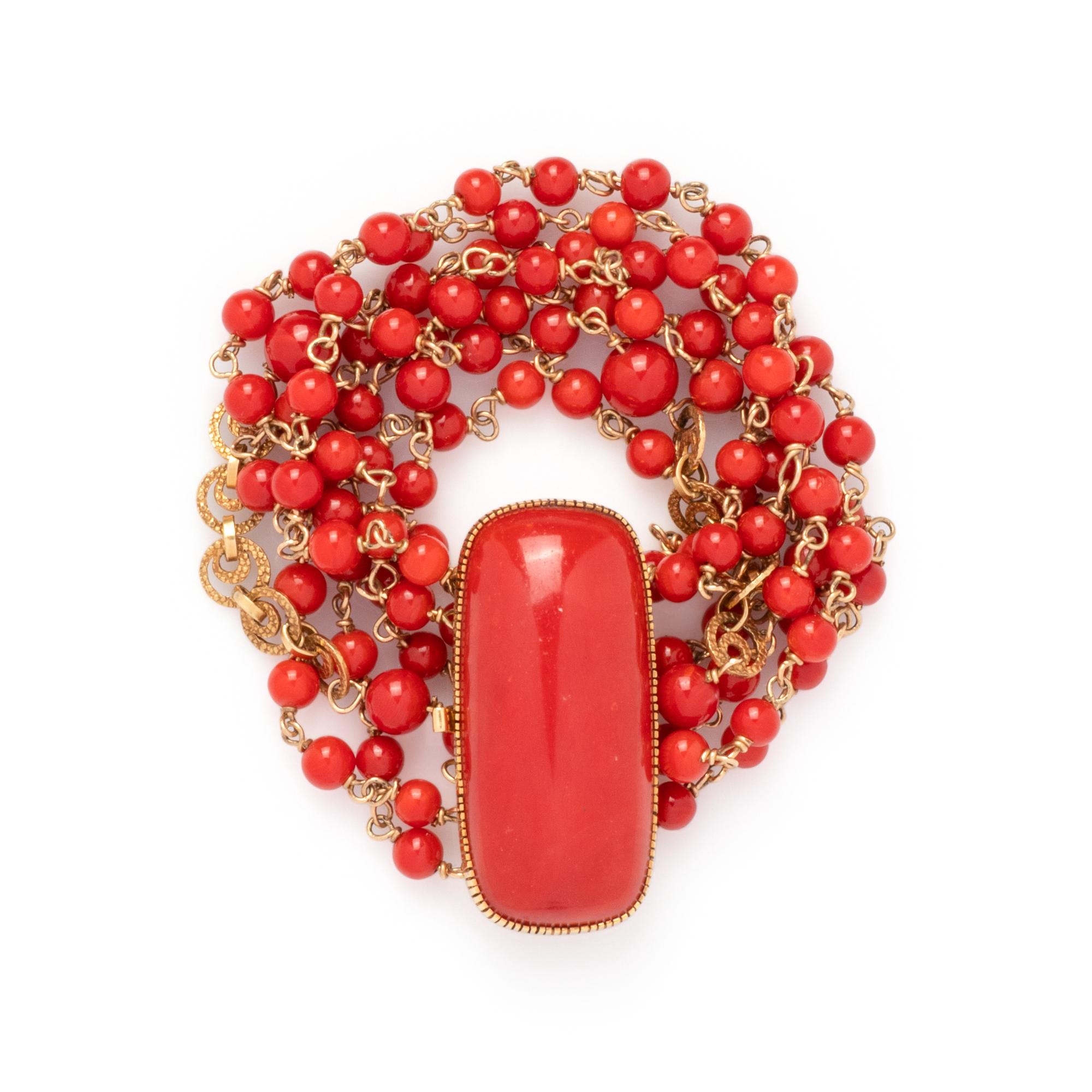 YELLOW GOLD AND CORAL BRACELET