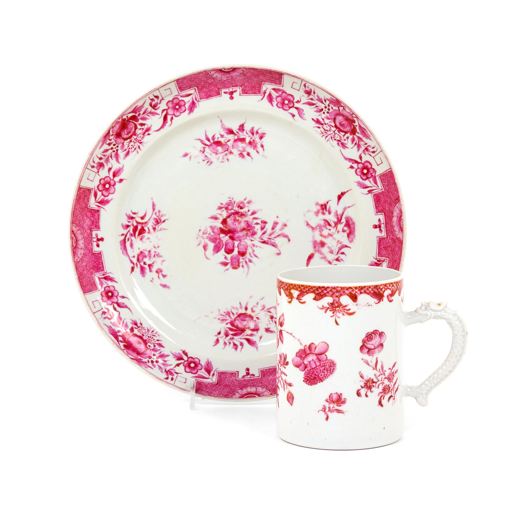 A Chinese Export Porcelain Mug and Plate