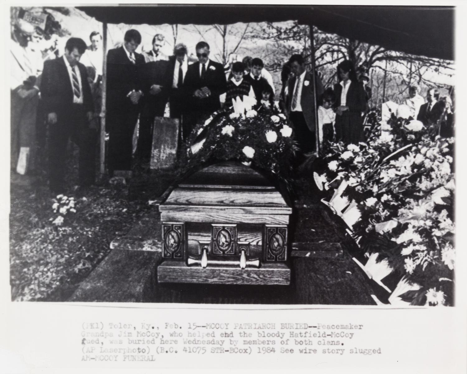 (NATIONAL ENQUIRER; HATFIELDS AND MCCOYS) 5 photos, credits to Wide World, APN and ABC