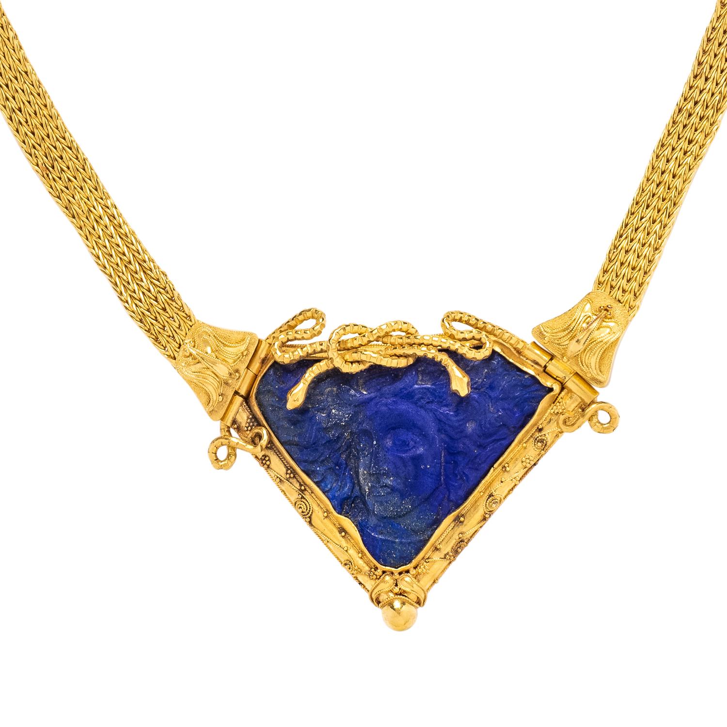 HIGH KARAT GOLD AND LAPIS LAZULI NECKLACE