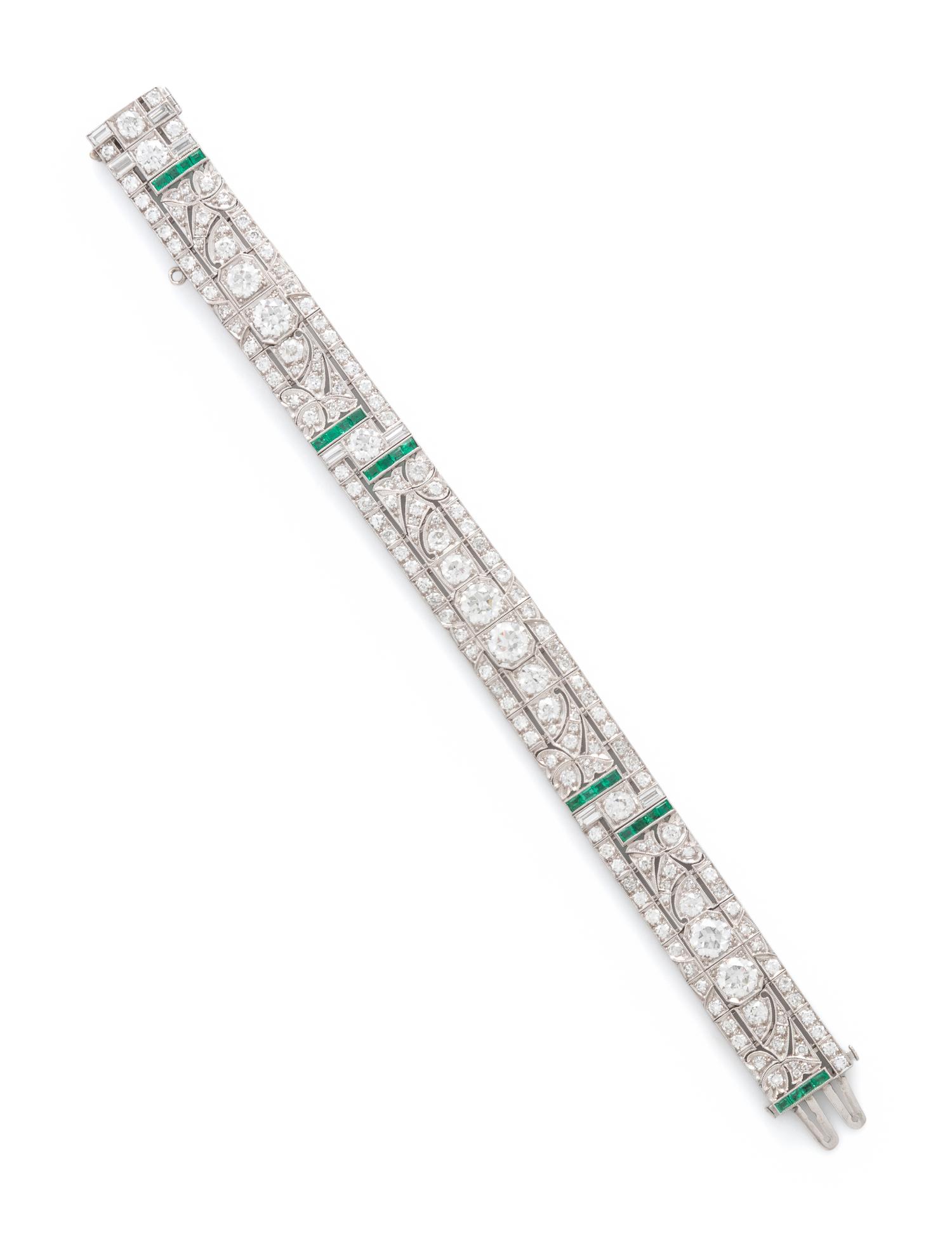 ART DECO, DIAMOND AND EMERALD BRACELET