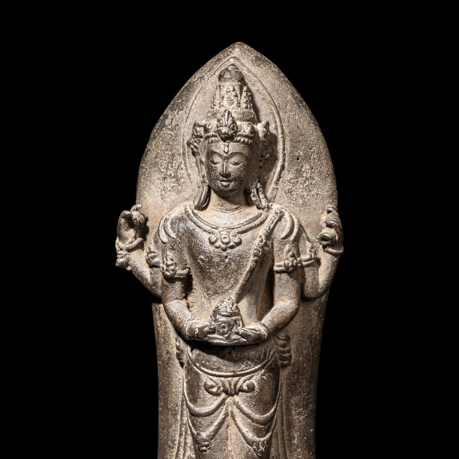 A Bronze Figure of Shiva, Possibly East Java, 13th-14th Century 或東爪哇 十三-十四世紀 青銅濕婆立像