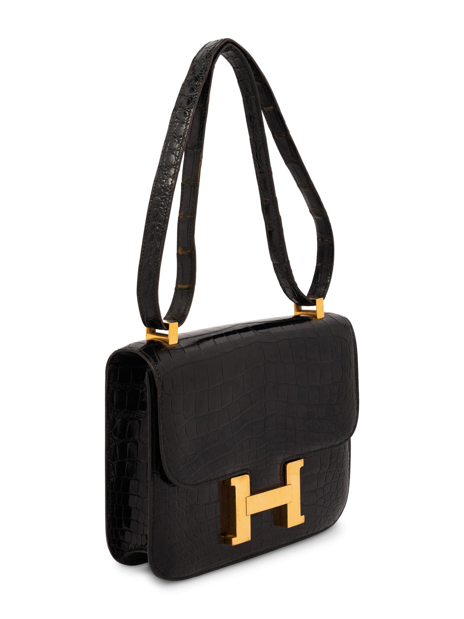 Hermès Constance 23 Shoulder Bag Shiny Black Crocodile