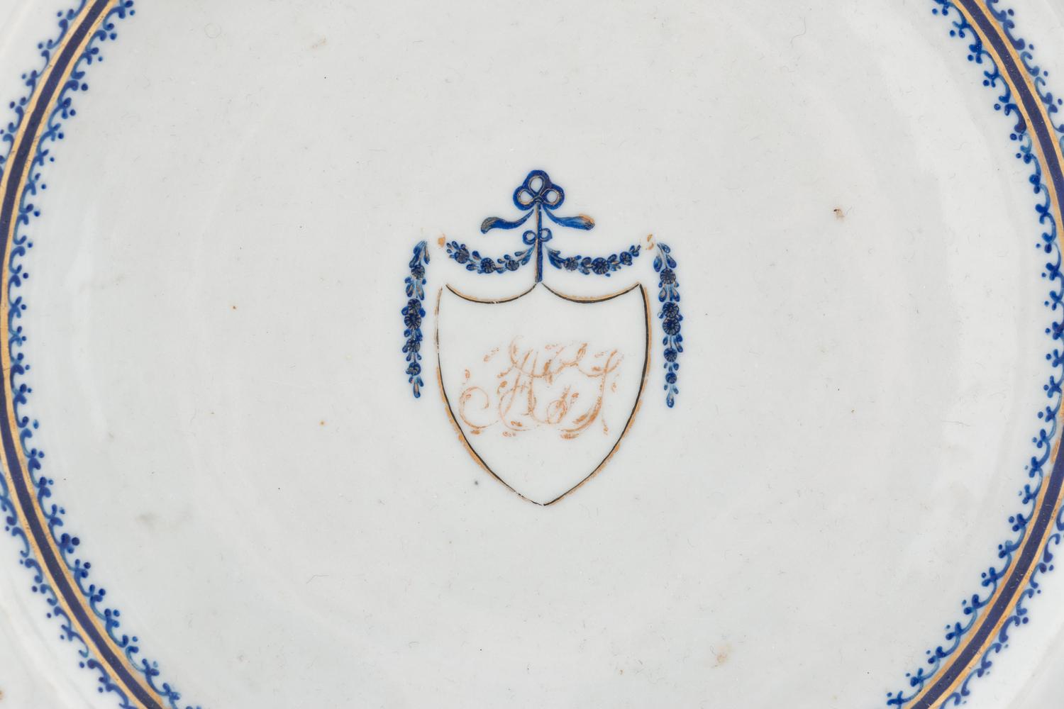 A Chinese Export Armorial Plate