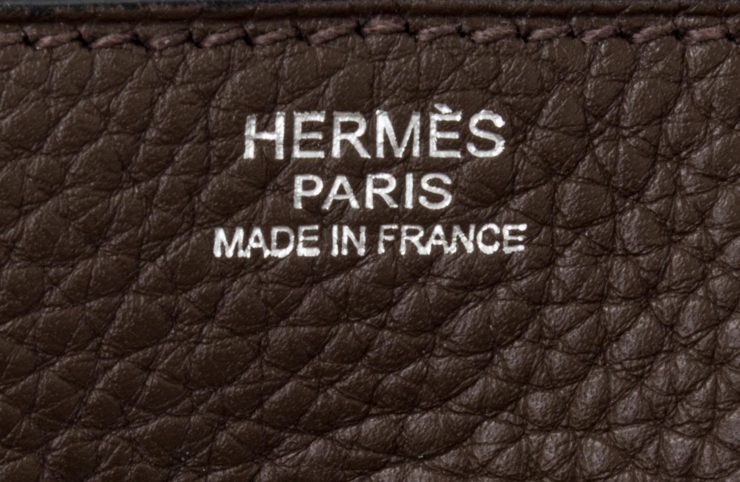 An Hermes Cafe Taurillon Clemence Lindy 34 Handbag, 13.5" x 8" x 7".