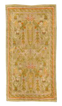 An Oushak Rug 5 feet 3 inches x 2 feet 9 inches.