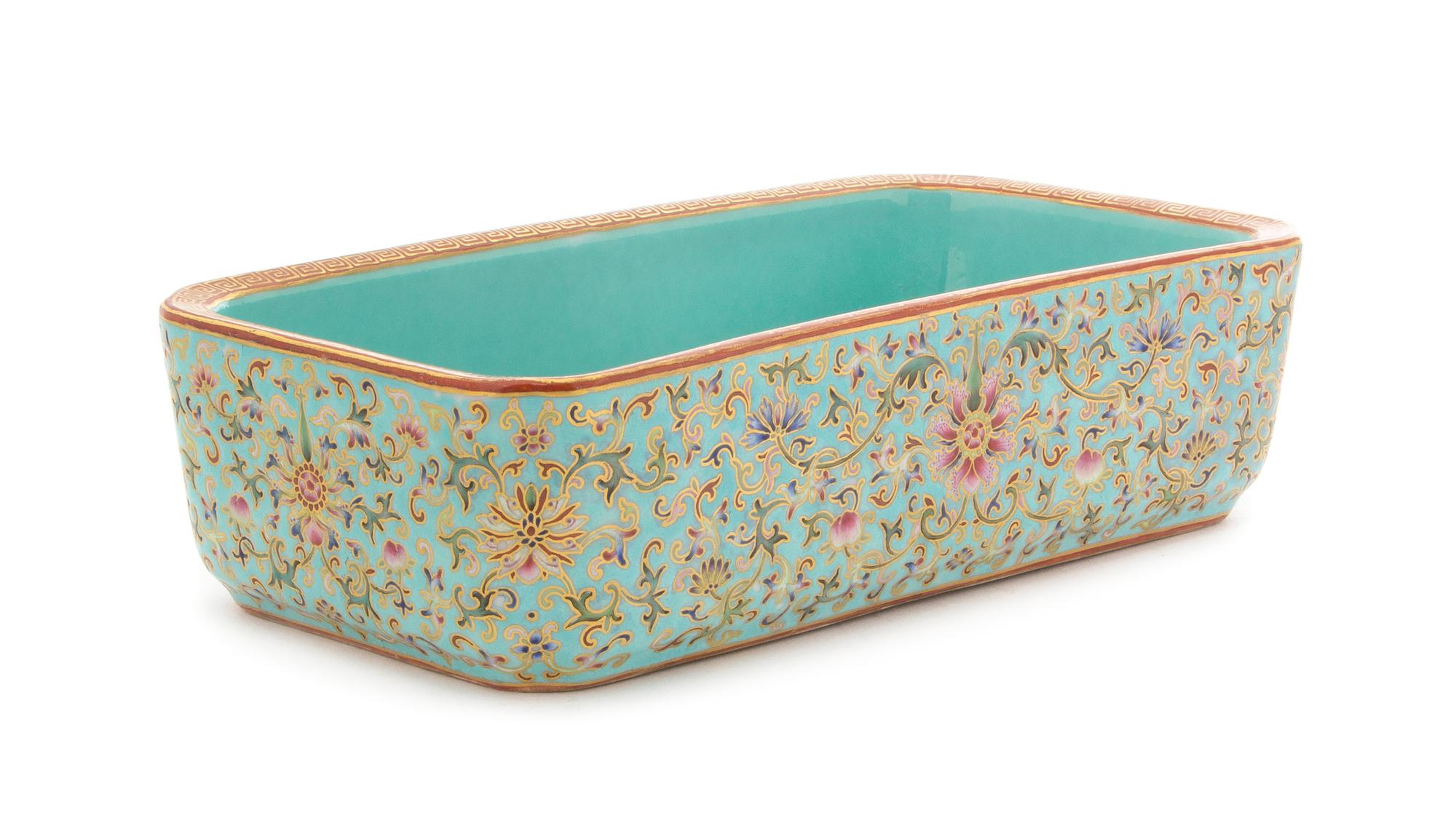 A Famille Rose Porcelain Jardiniere — QIANLONG PERIOD (1736-1795)