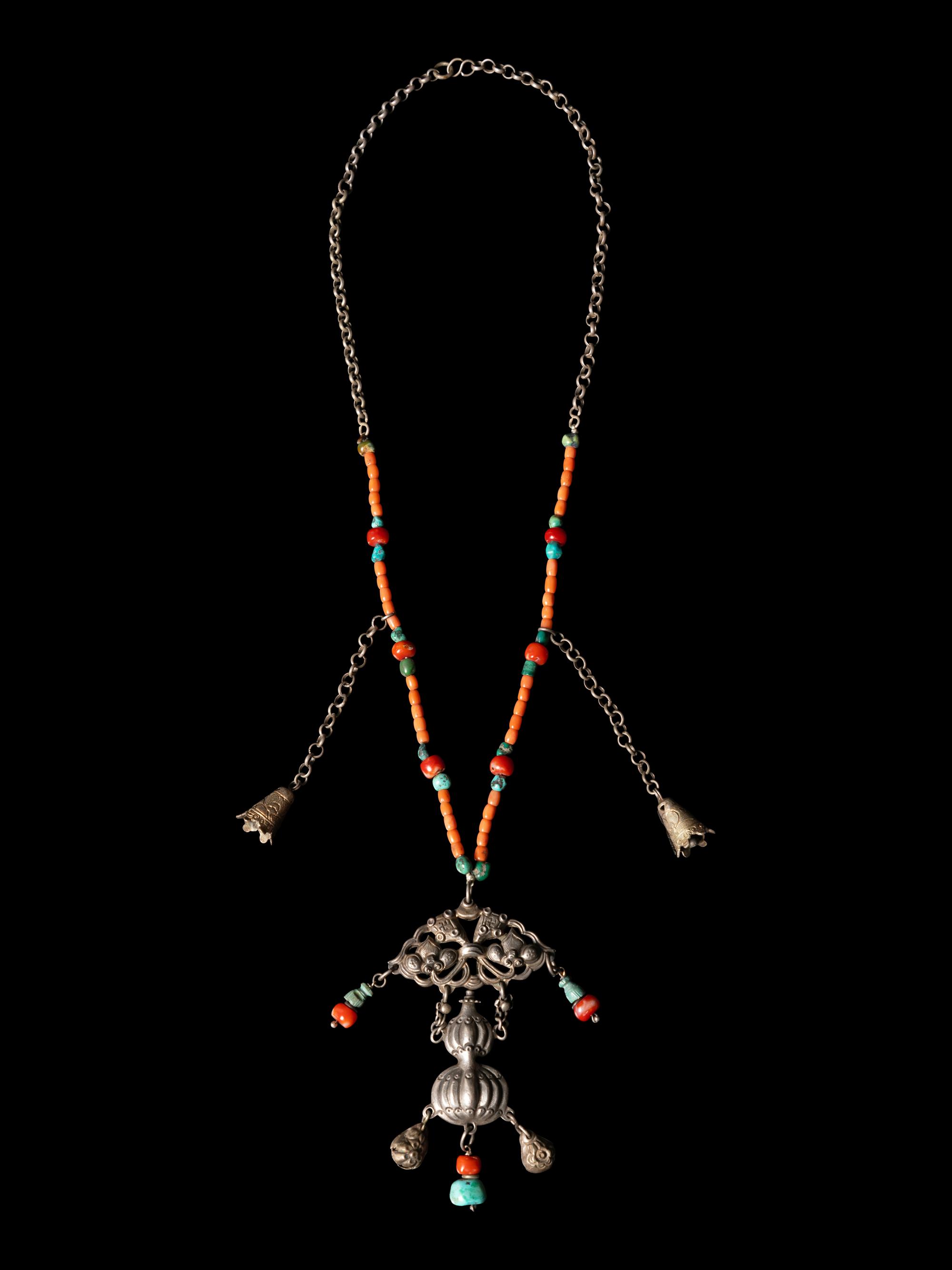 A Chinese Silver Necklace