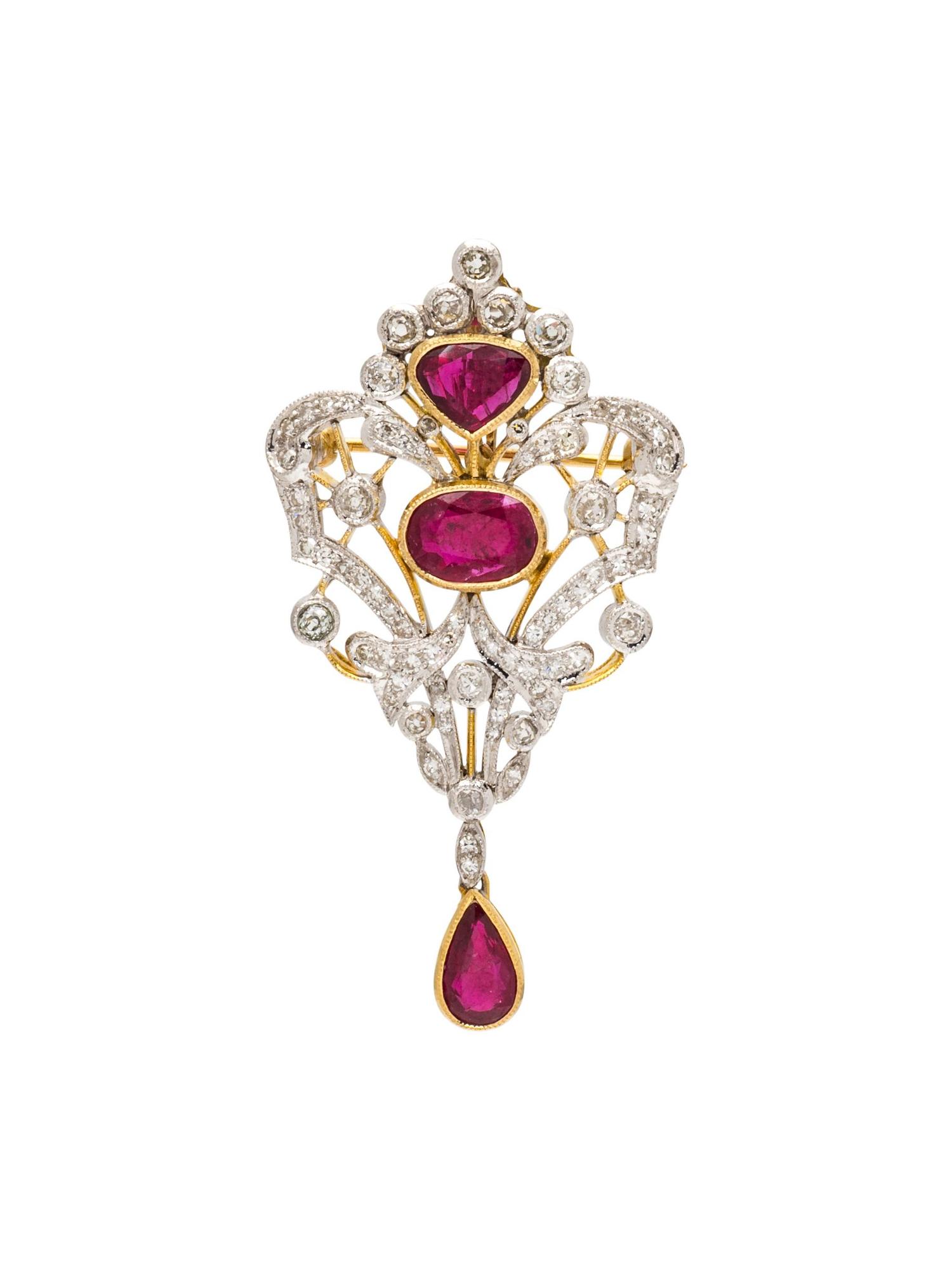 RUBY AND DIAMOND PENDANT/BROOCH