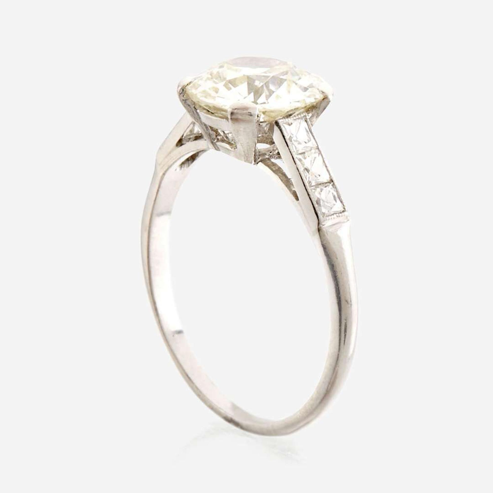 A diamond solitaire