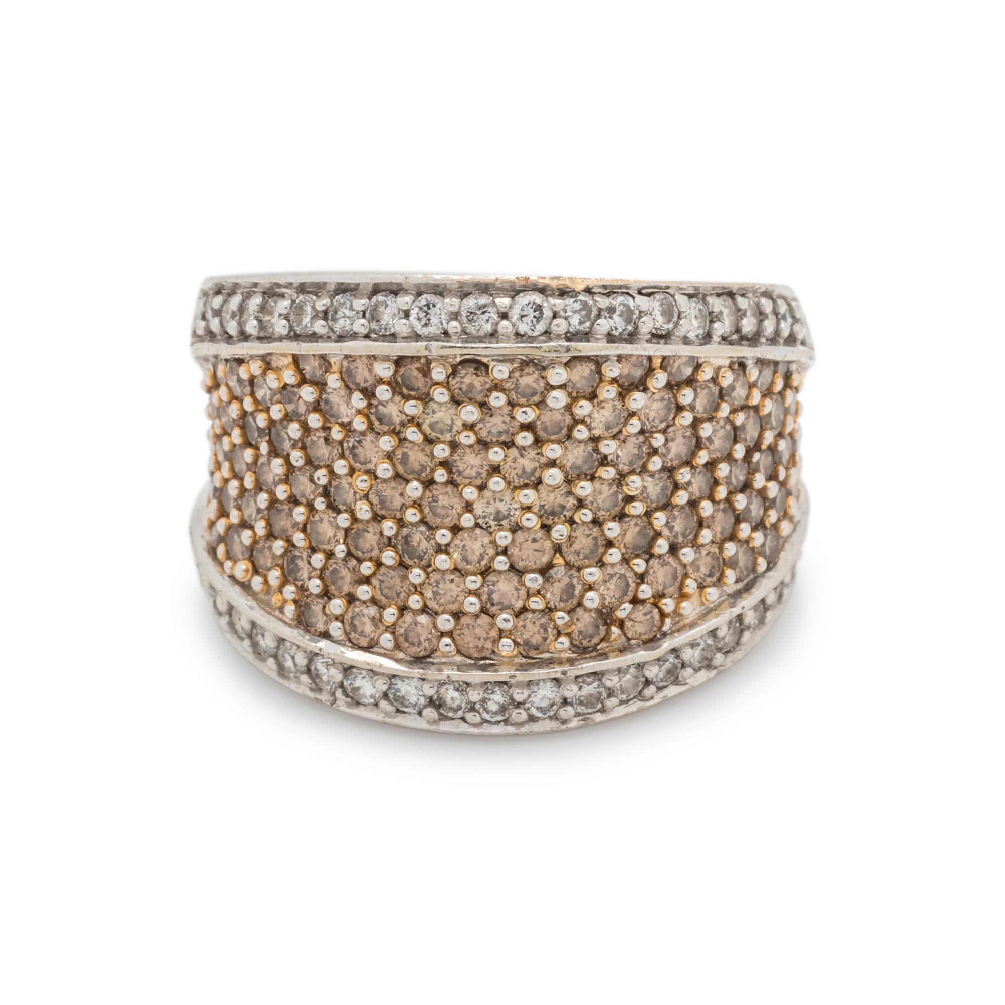COLORED DIAMOND AND DIAMOND RING