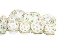 A Herend Queen Victoria Porcelain Dinner Service