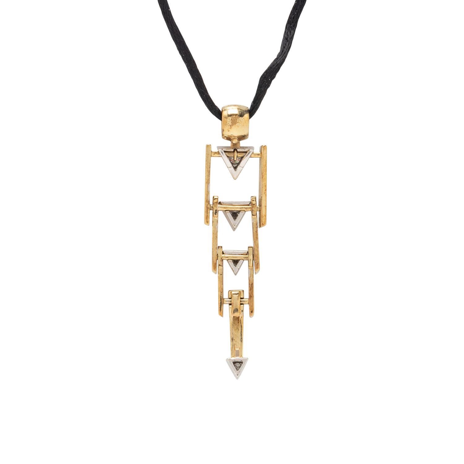 BICOLOR GOLD AND DIAMOND PENDANT