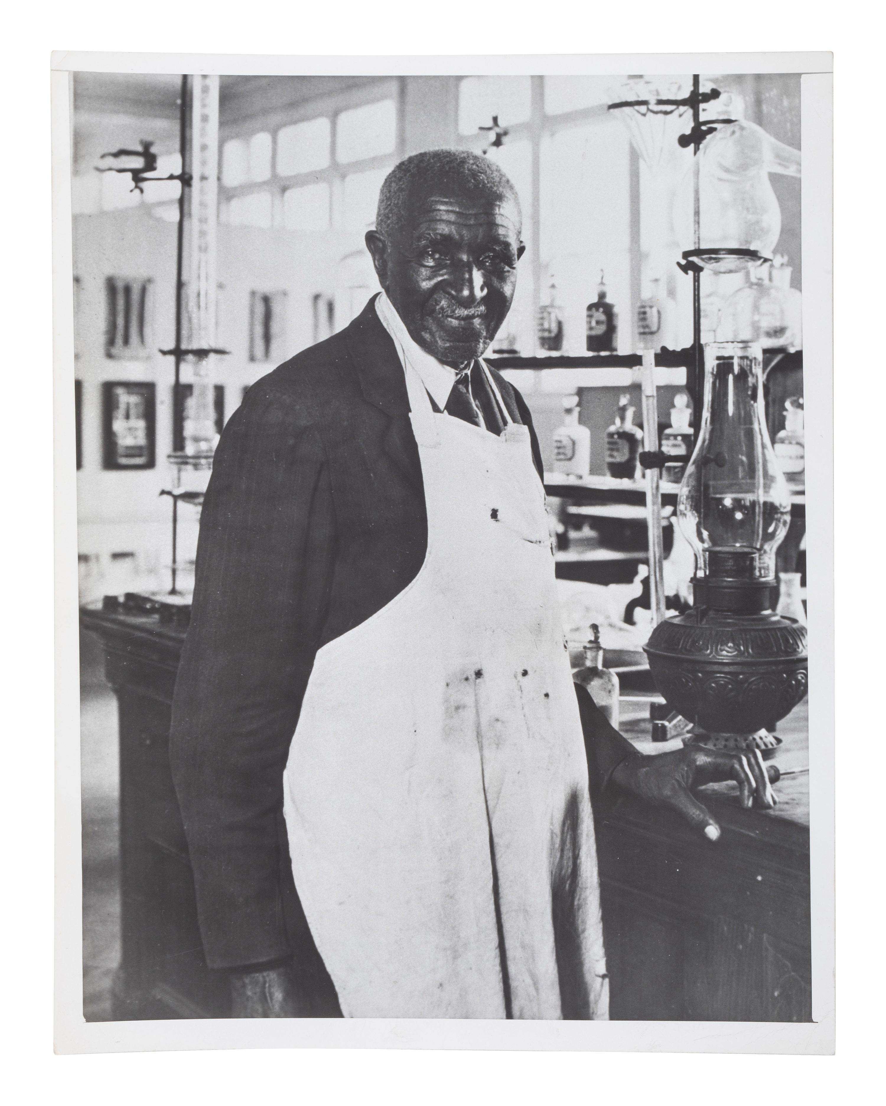 SEIDMAN, Sy (1891-1977), photographer. Portrait of George Washington Carver. Ca 1930.