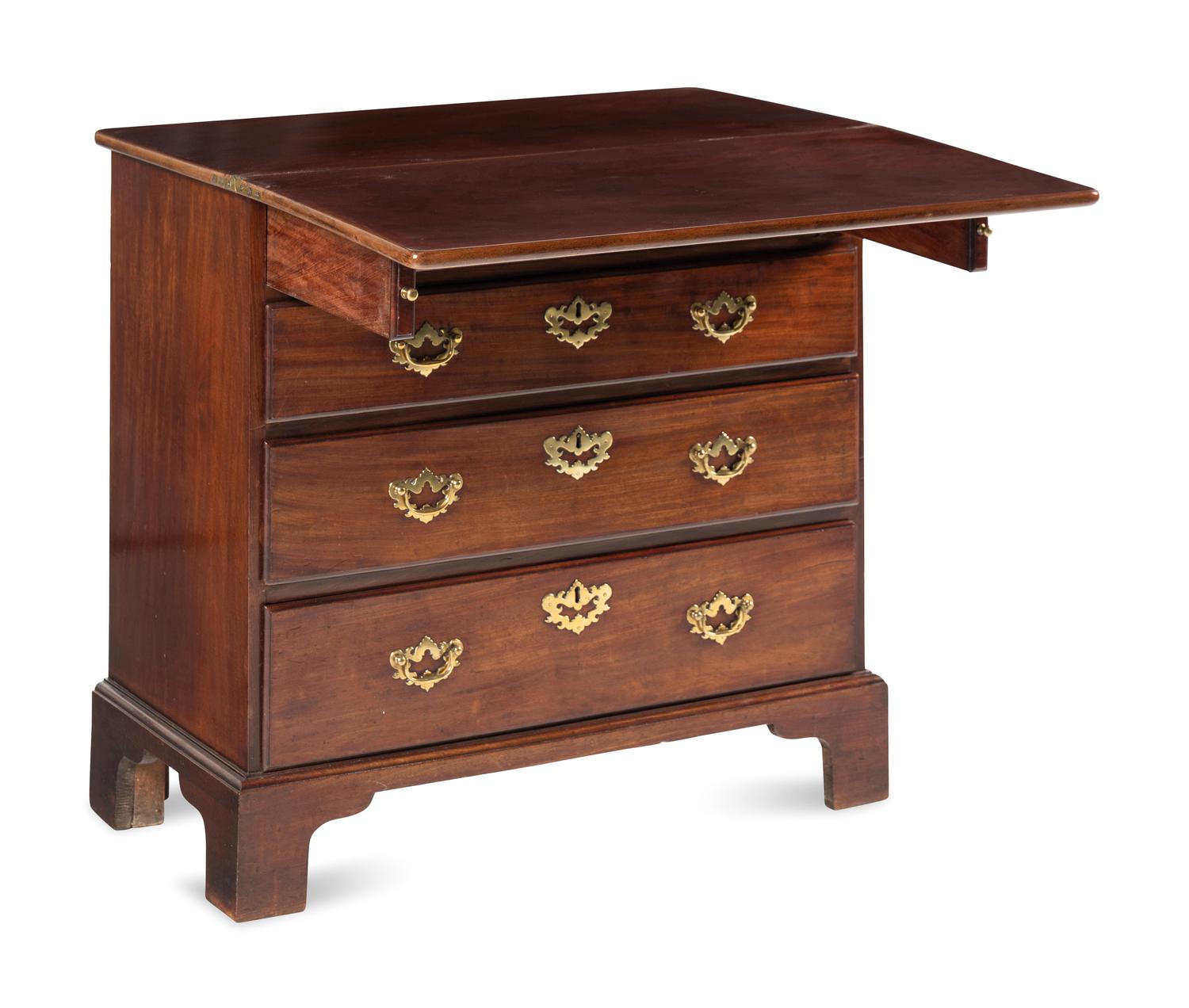 A George III Mahogany Bachelor's Chest