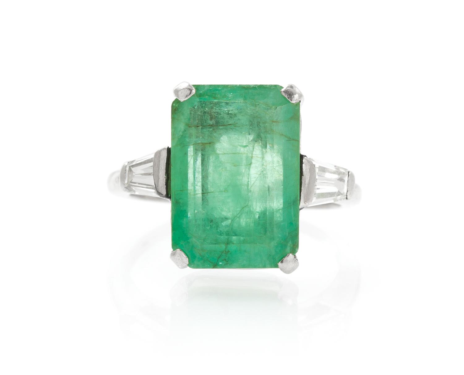 A Platinum, Emerald and Diamond Ring, 3.70 dwts.